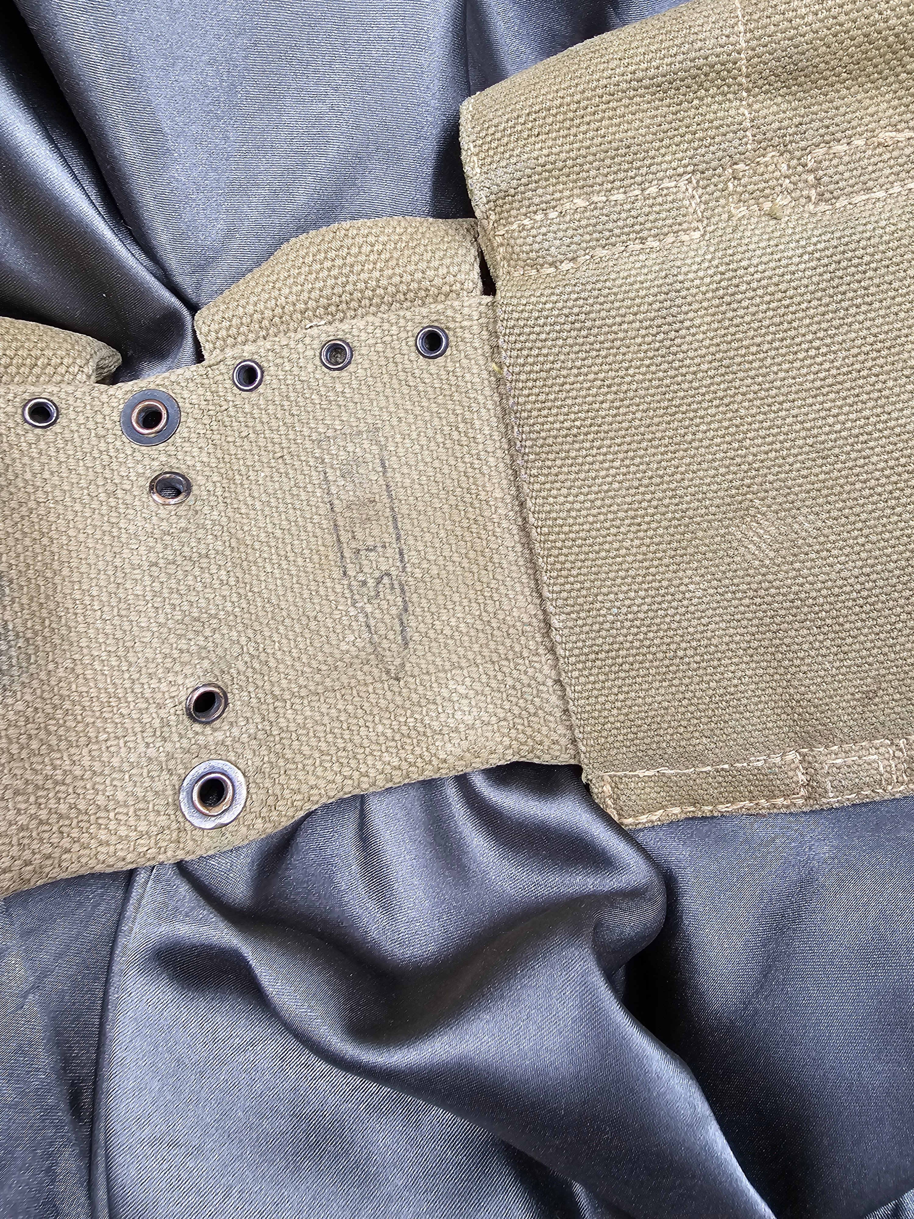 PRE-WWI ARMY EAGLE SNAPS CARTRIDGE BELT — image 9