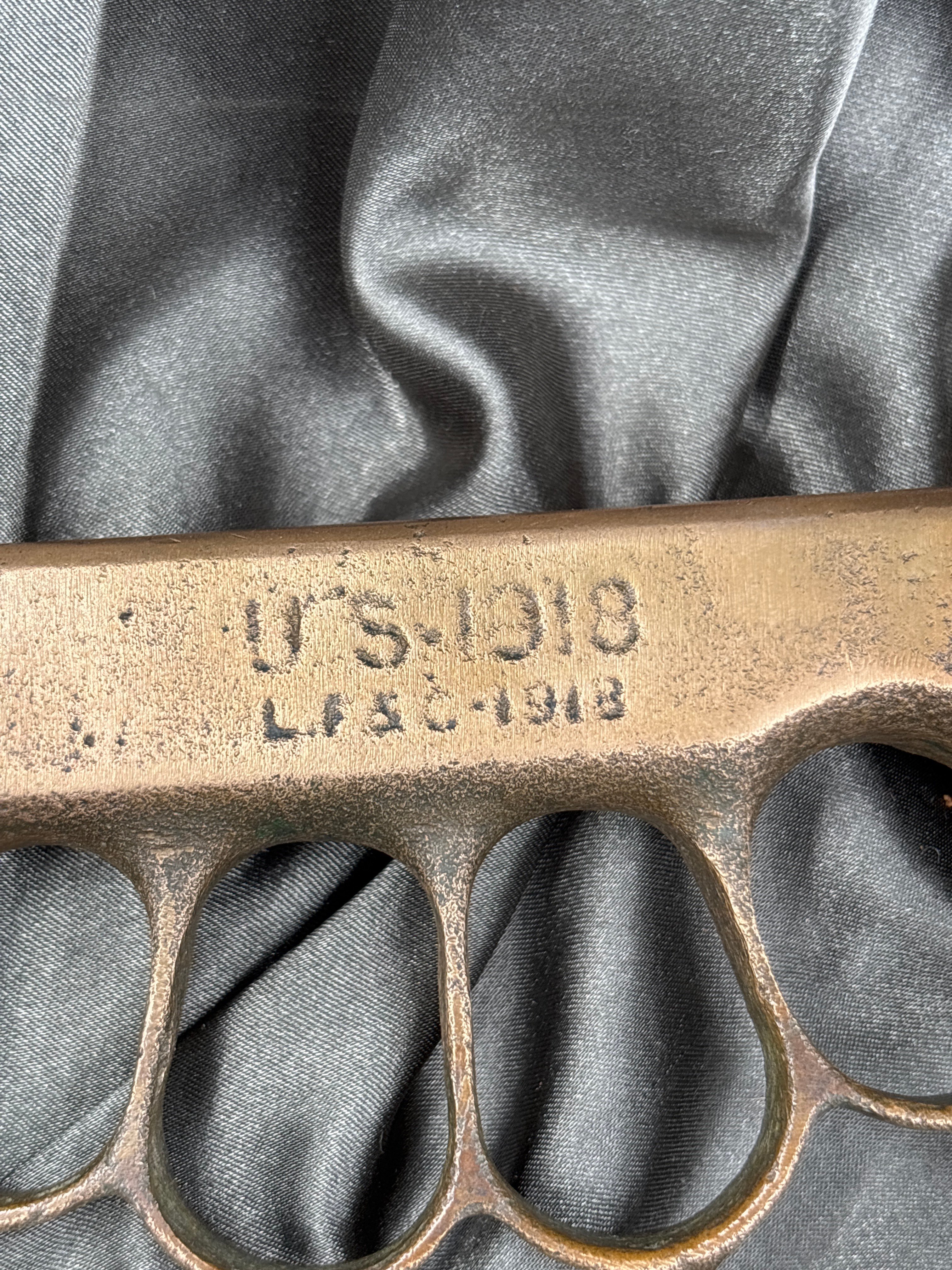 WWI M1918 KNUCKLE KNIFE HANDLE — image 2