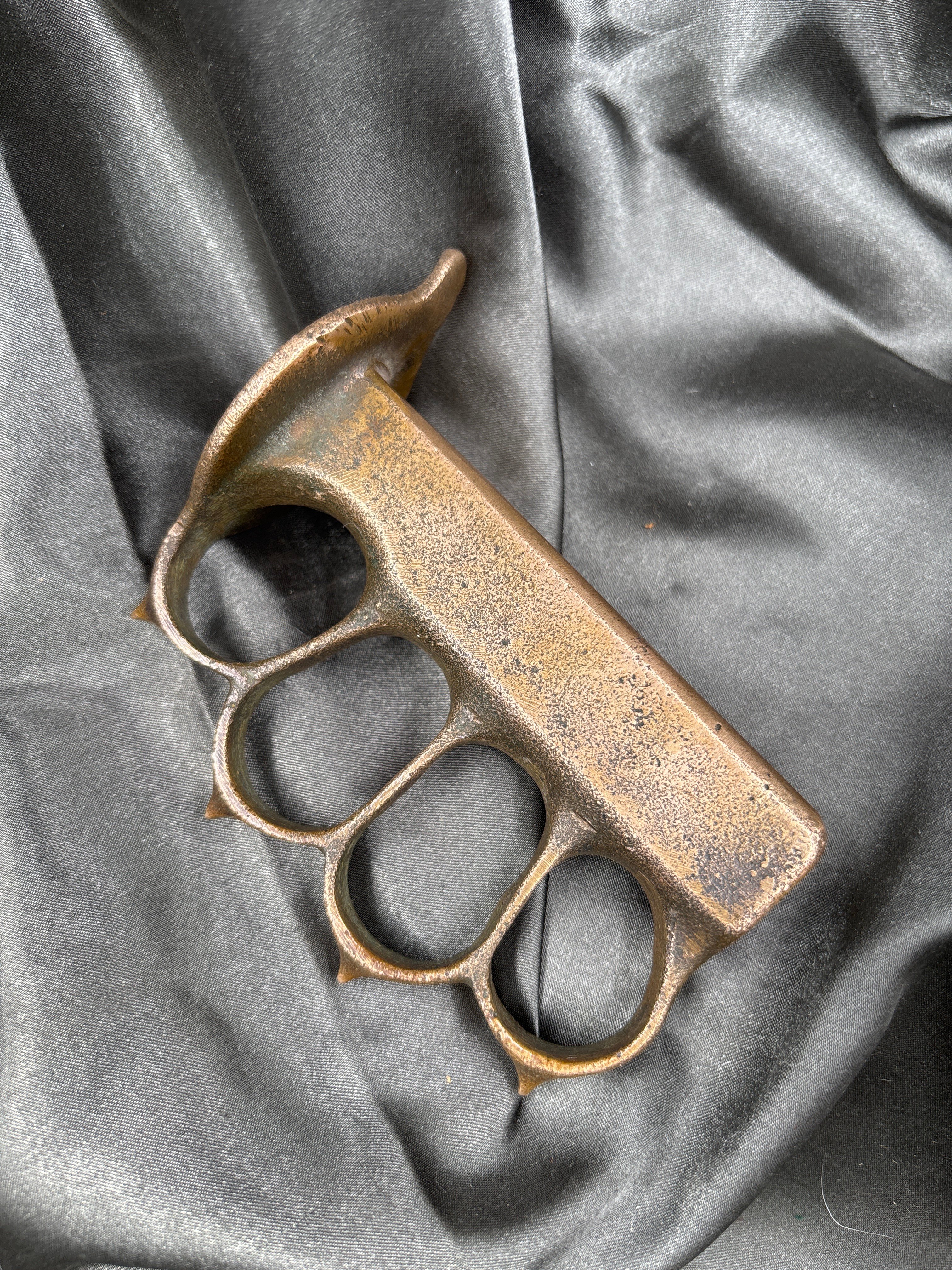 WWI M1918 KNUCKLE KNIFE HANDLE — image 3