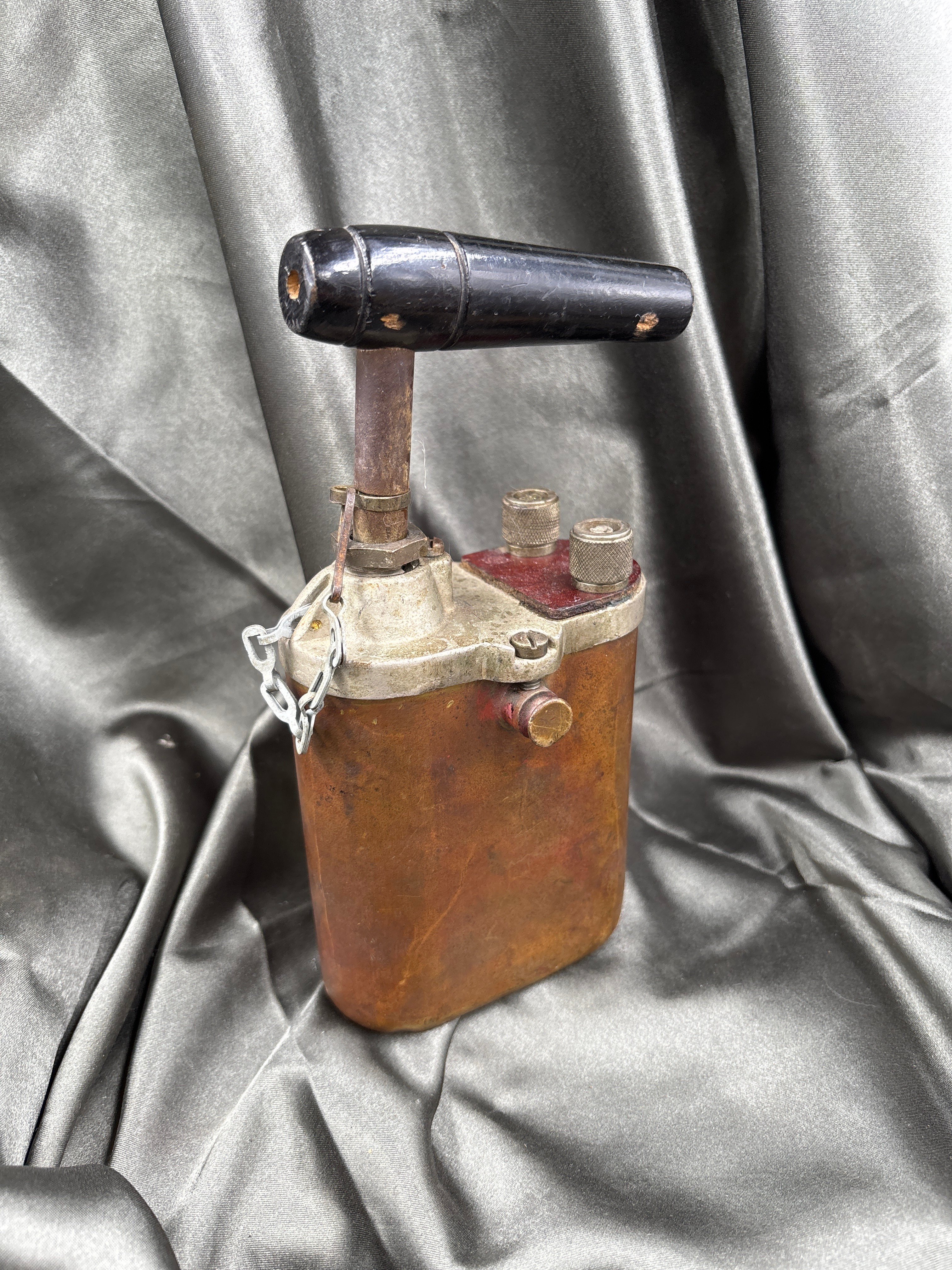 WWII TEN CAPS ARMY DETONATOR — image 3