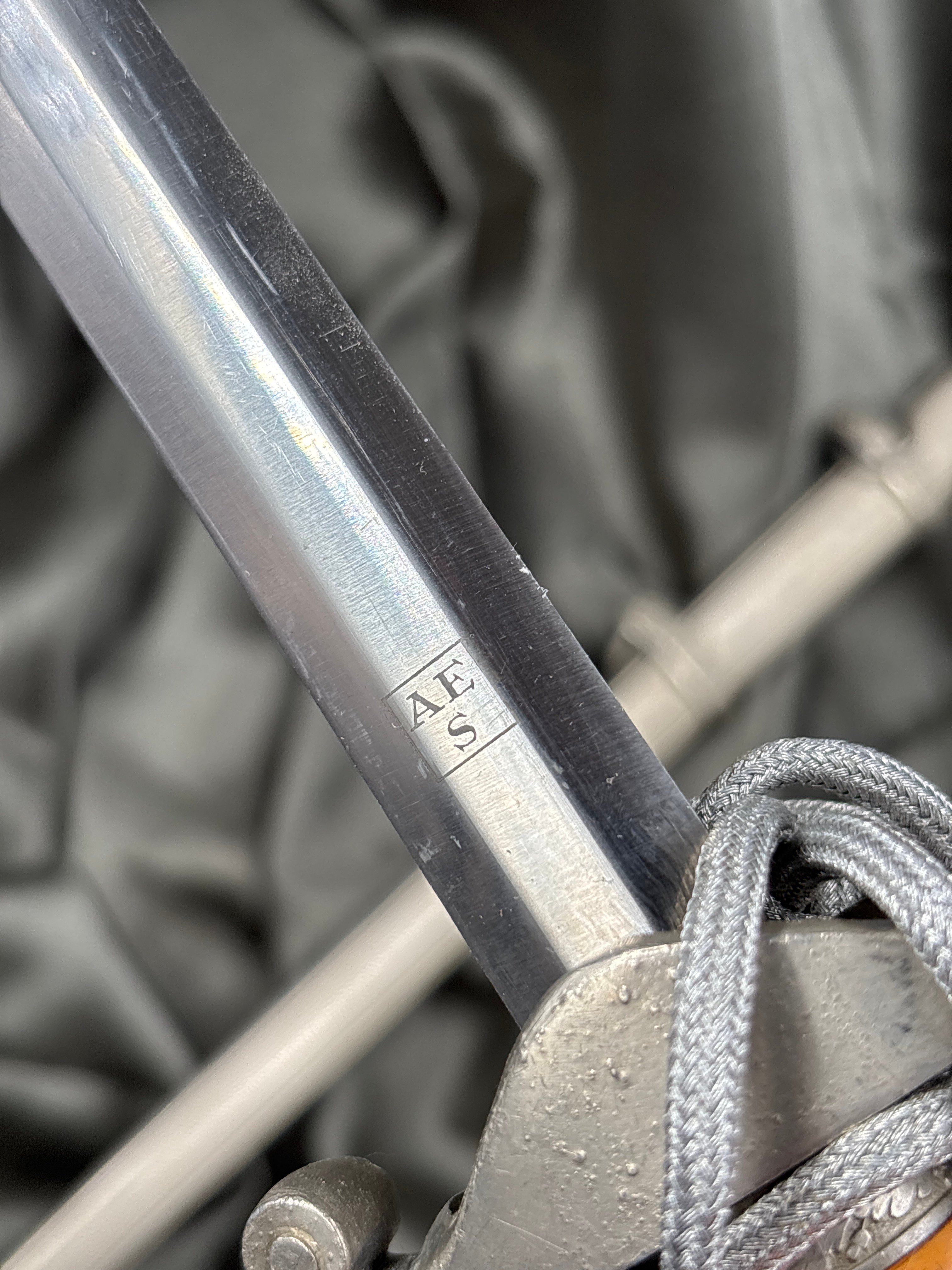 RARE WWII GERMAN AES ARMY OFFICER DAGGER — image 2