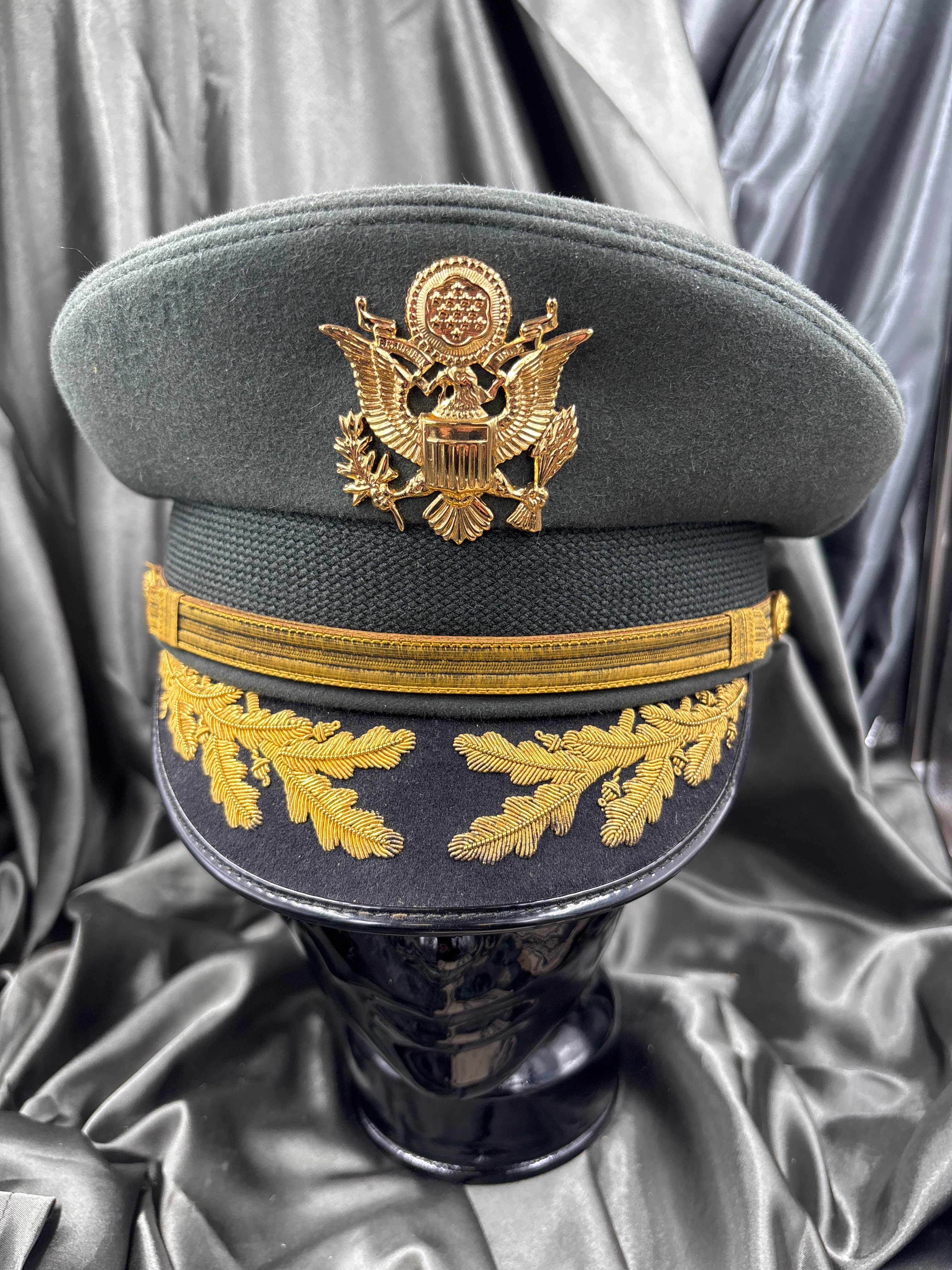 PRE-VIETNAM WAR ERA OFFICER VISOR CAP — image 2