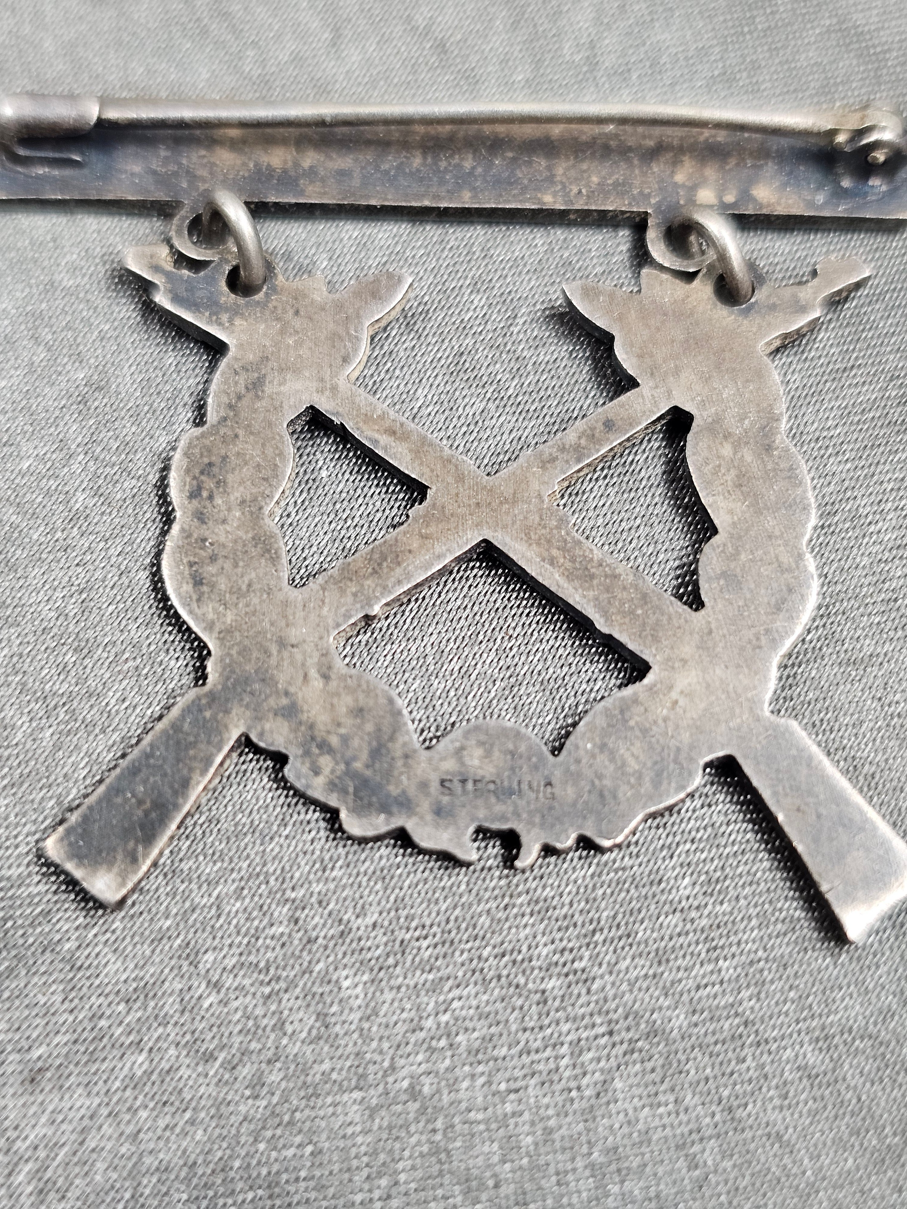 WWI US MARINE CORPS EXPERT RIFLEMAN QUALIFICATION BADGE — image 3