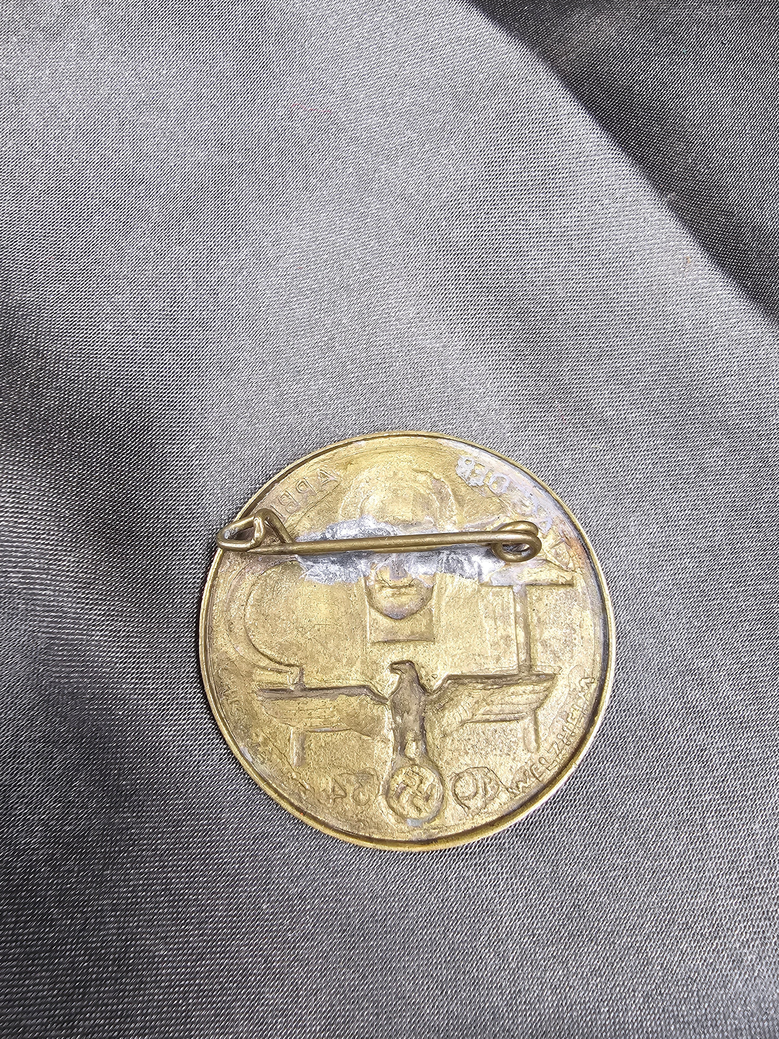 WWII GERMAN TINNIE — image 2