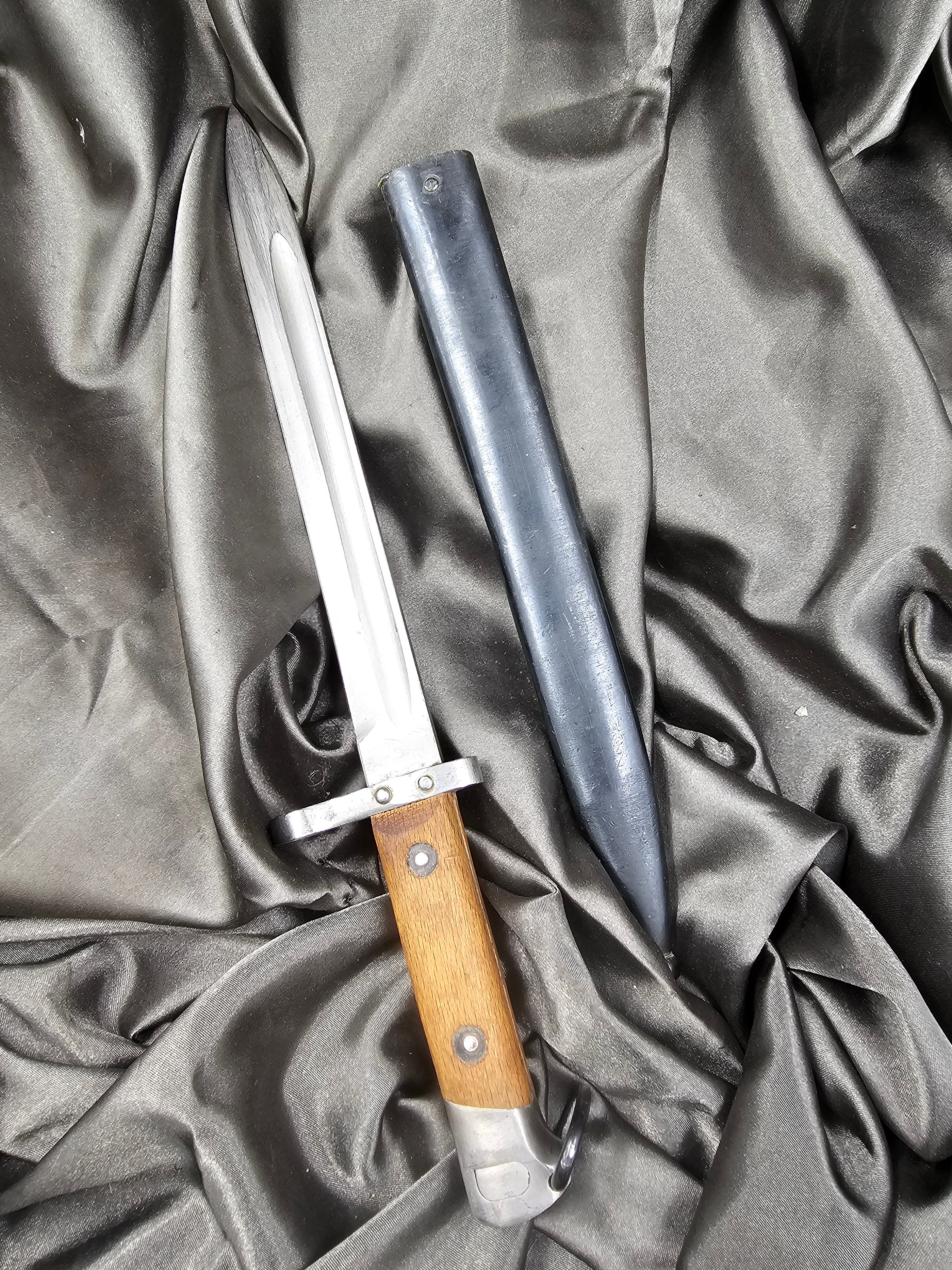 AUSTRIAN M95 MANNLICHER BAYONET — image 2