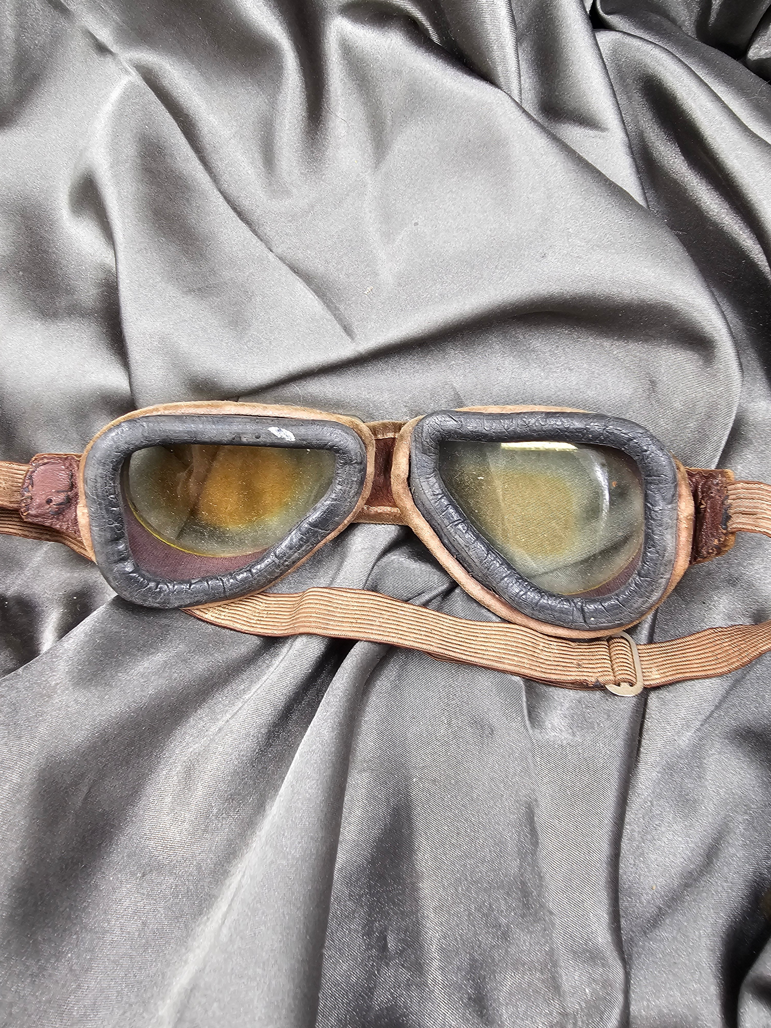 WWI BRITISH AVIATION GOGGLES — image 4