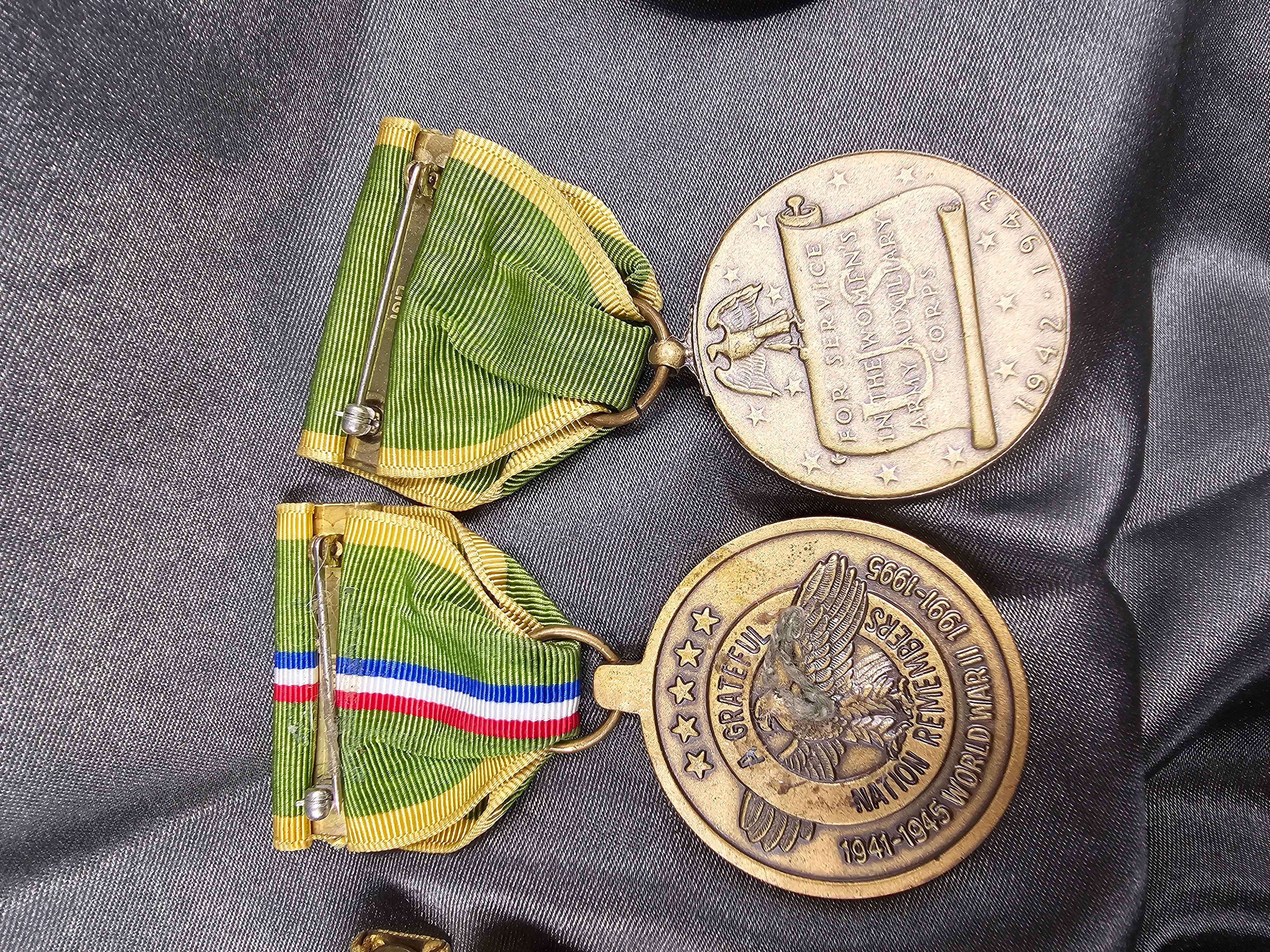 US WOMEN'S ARMY CORPS GROUPING — image 4