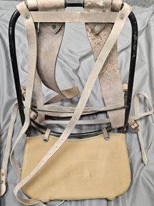WWII BRITISH EVEREST CARRIER PACK