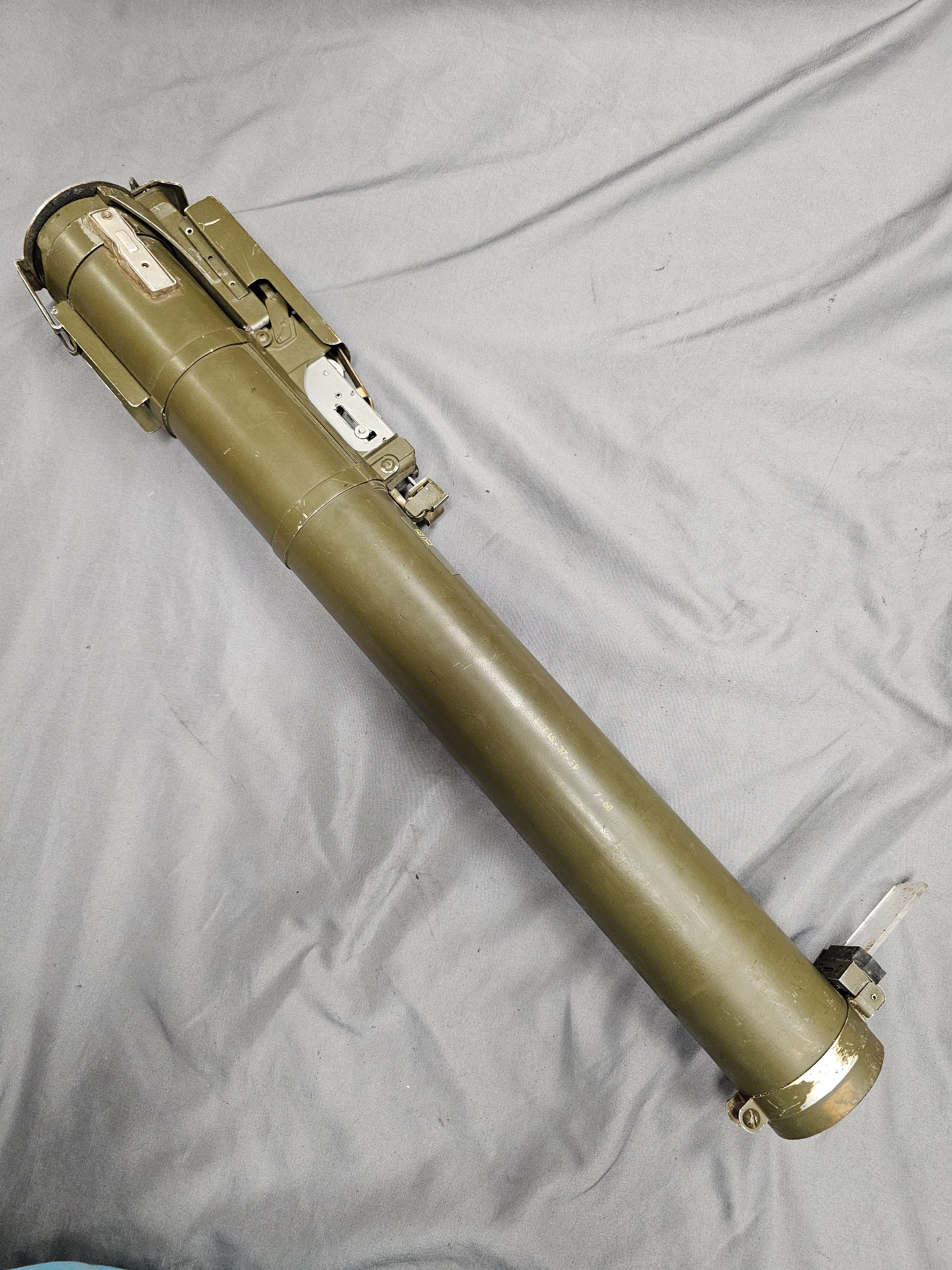 VIETNAM WAR ERA INERT SPENT LAW ROCKET LAUNCHER — image 4