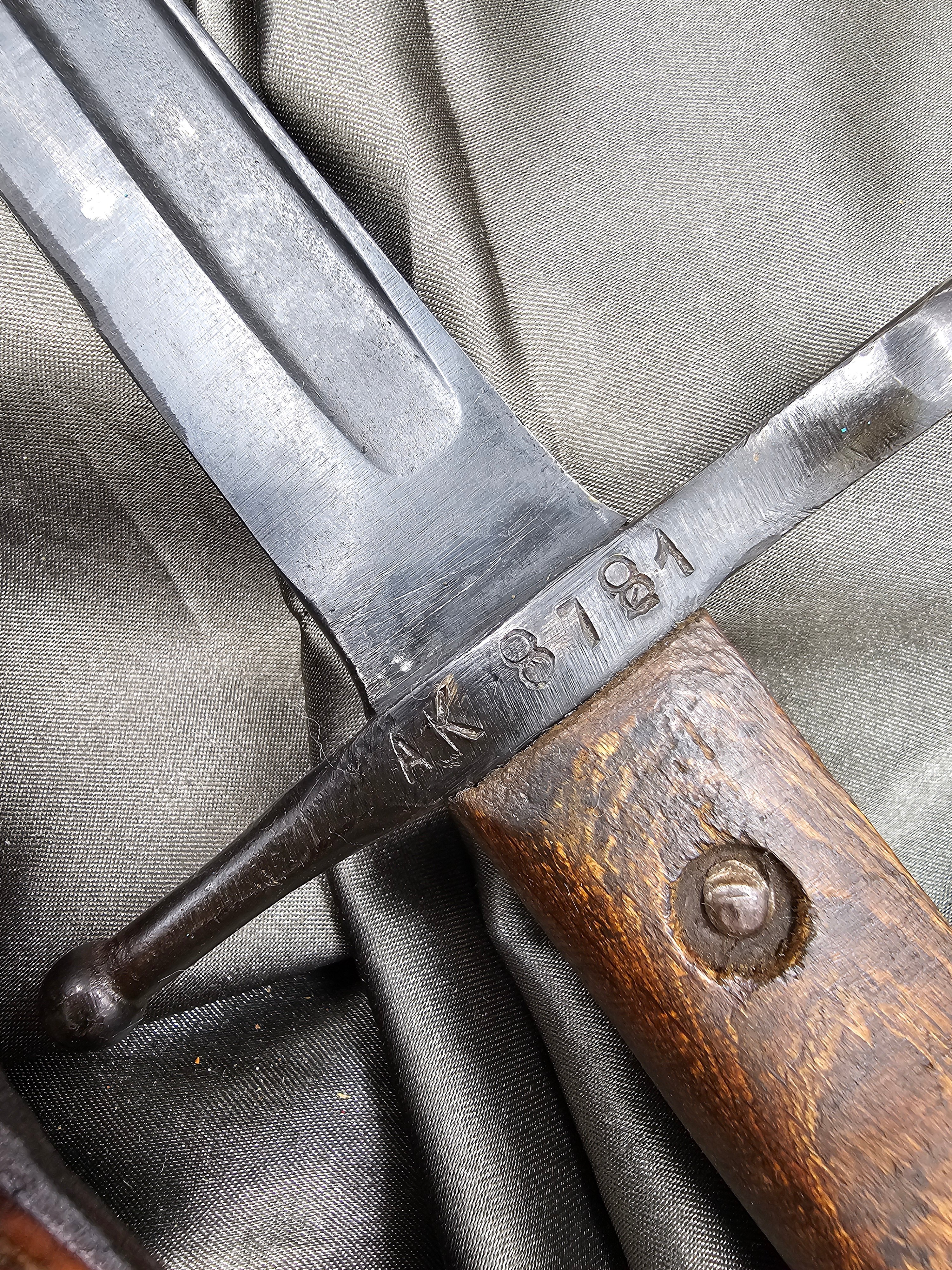 WWII ERA ITALIAN FIXED BLADE CARCANO BAYONET — image 4