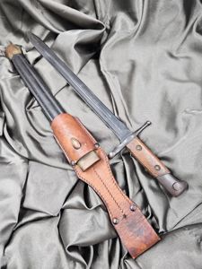 WWII ERA ITALIAN FIXED BLADE CARCANO BAYONET