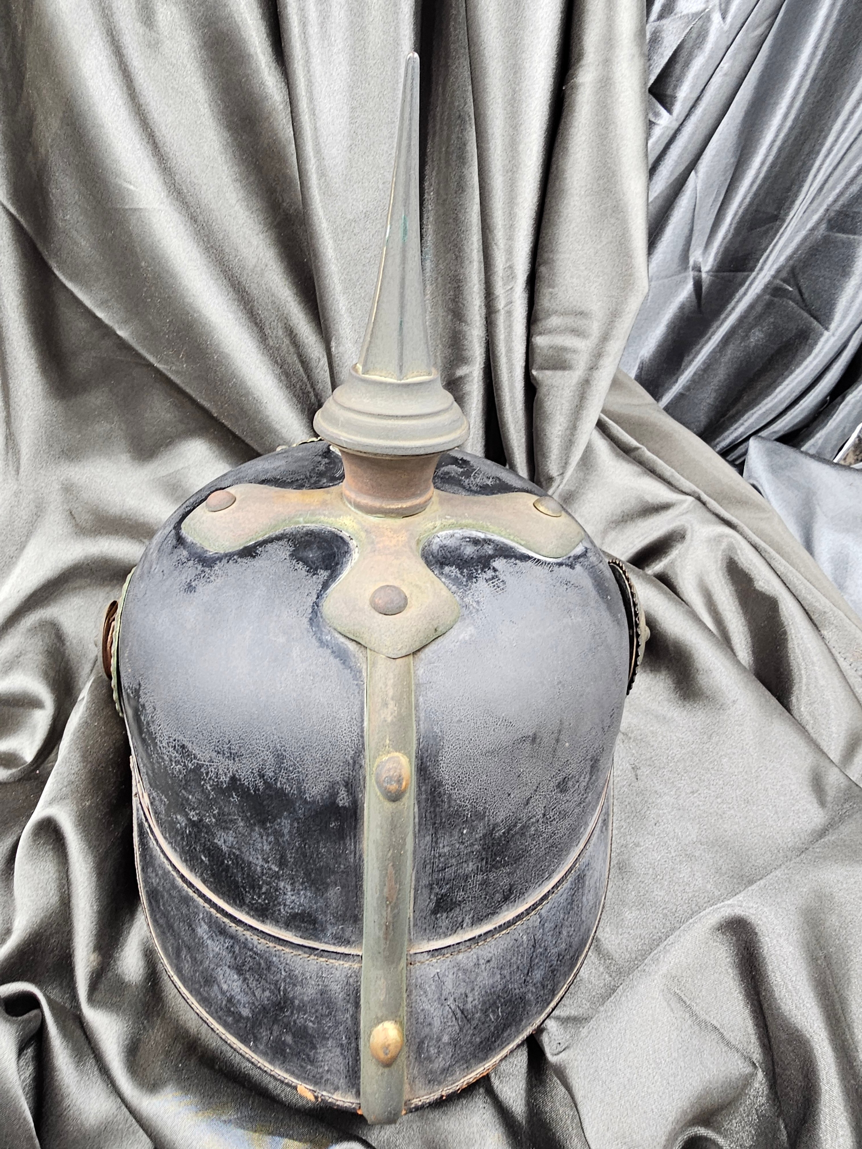 WWI ERA HESSEN GERMAN OFFICER PICKELHAUBE — image 5