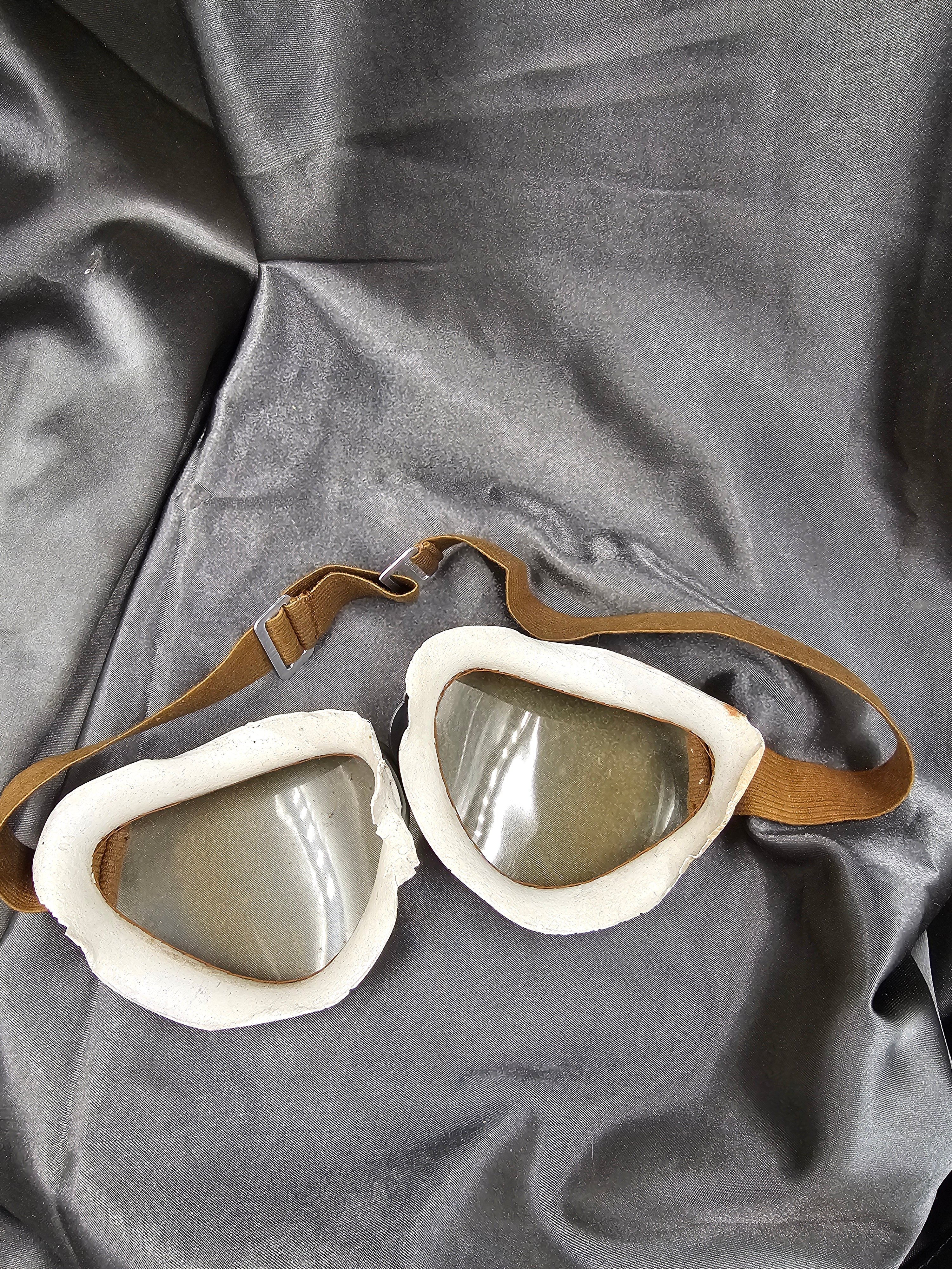 WWII ITALIAN GOGGLES — image 2