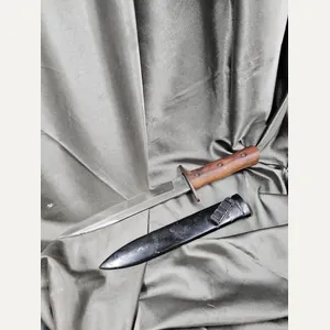 WWII ITALIAN COMBAT KNIFE