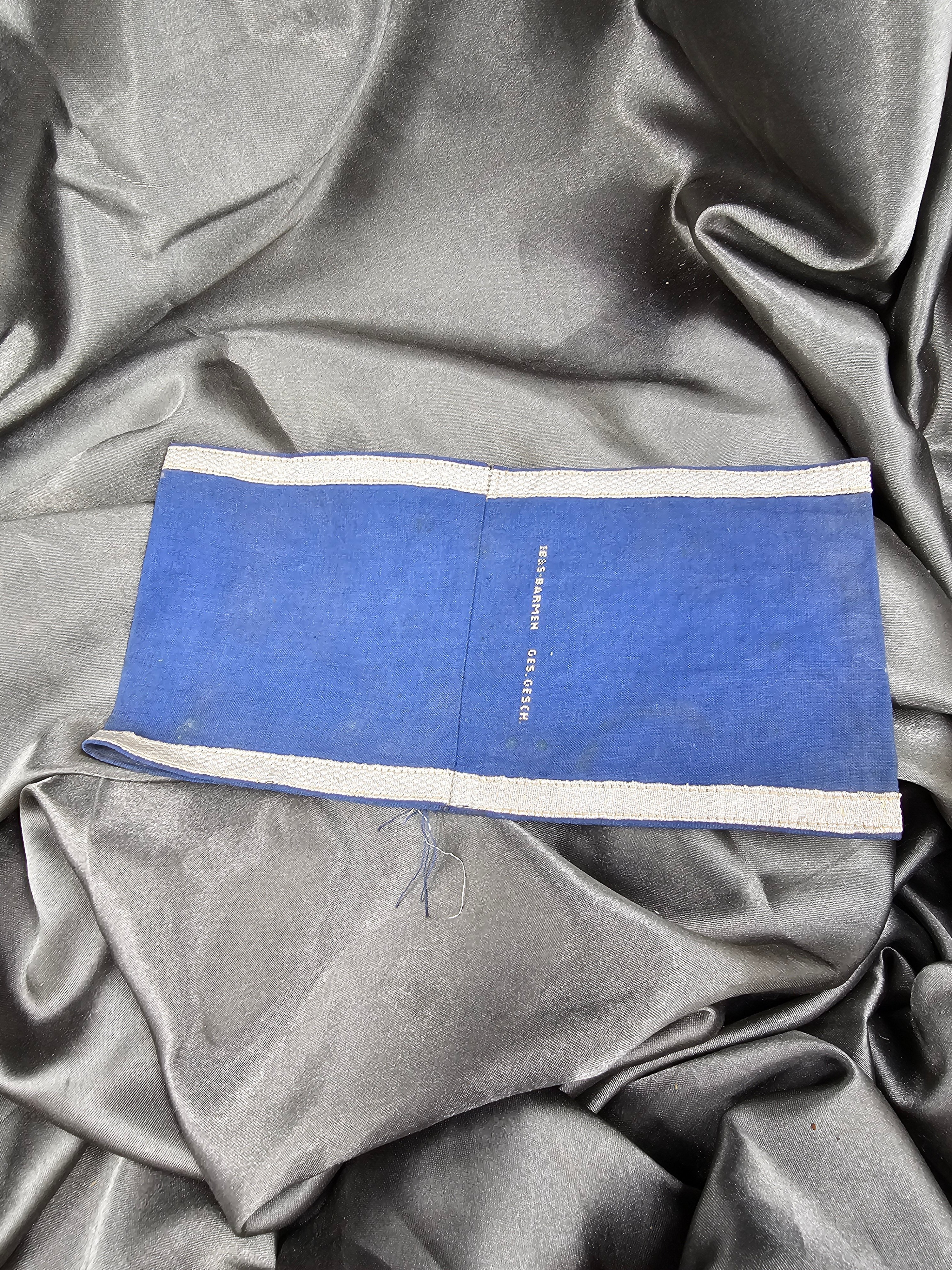 WWII GERMAN FIRST PATTERN NSDAP RLB ARMBAND — image 3