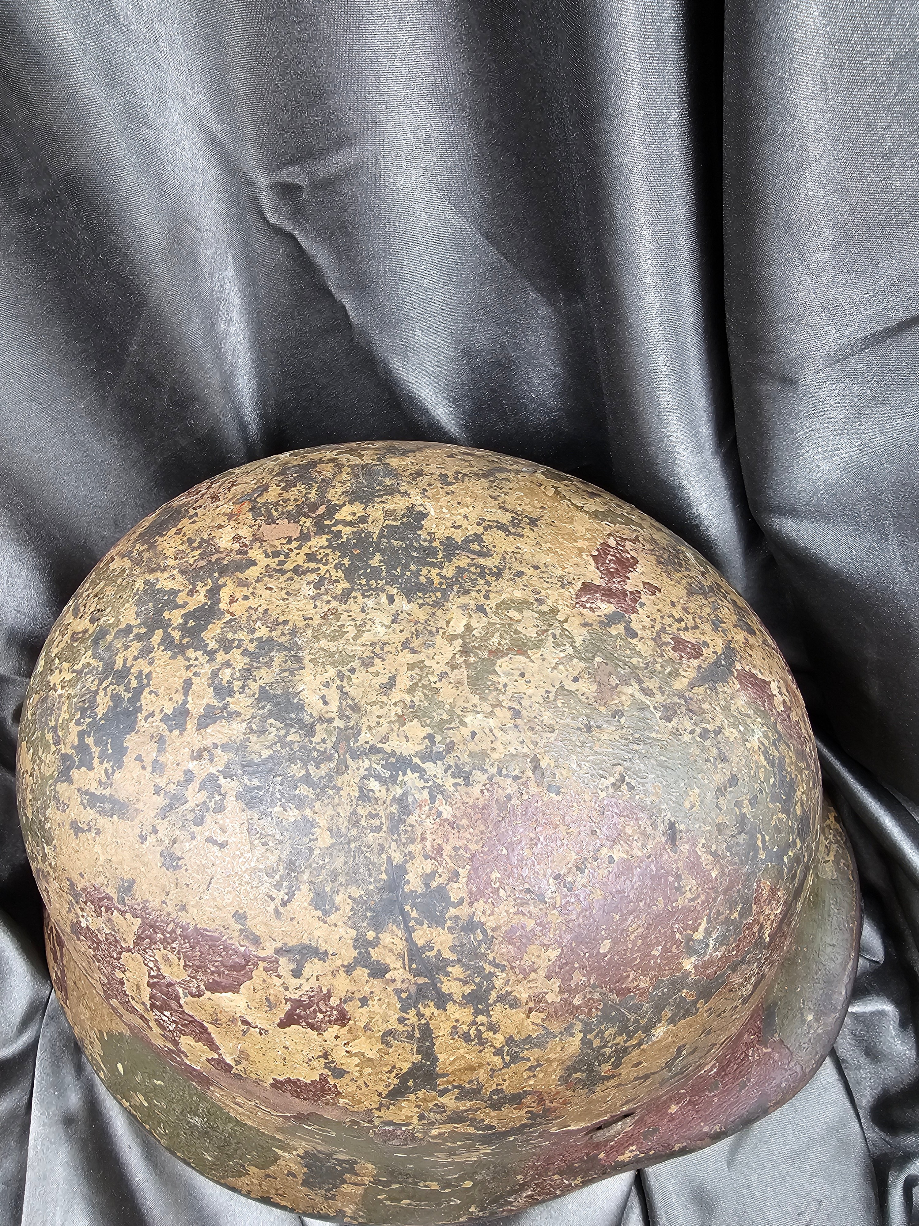 WWII GERMAN ARMY M40 NORMANDY CAMO HELMET — image 2