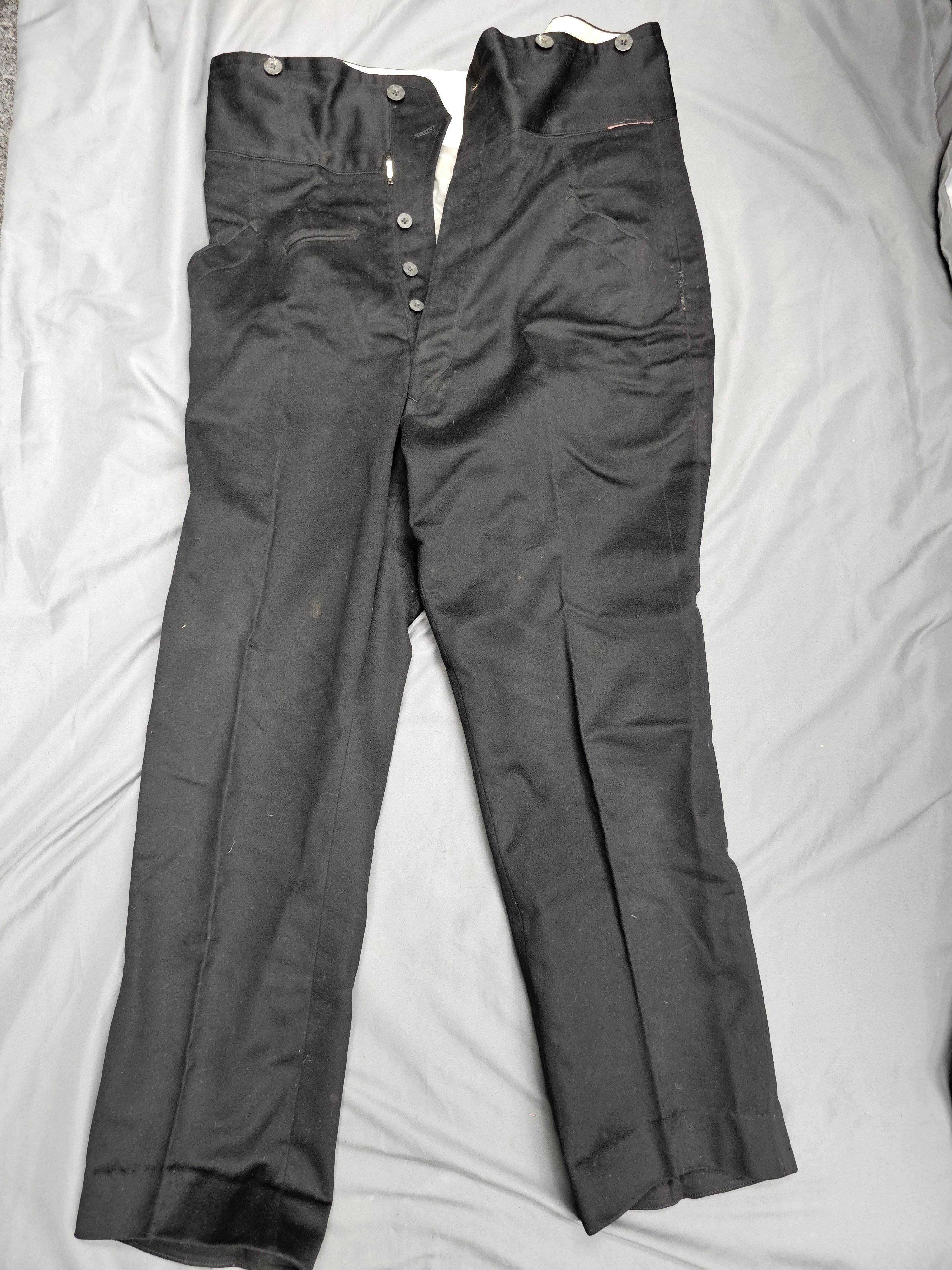 SHOWA-WWII ERA JAPANESE LIEUTENANT COLONEL UNIFORM GROUPING — image 10