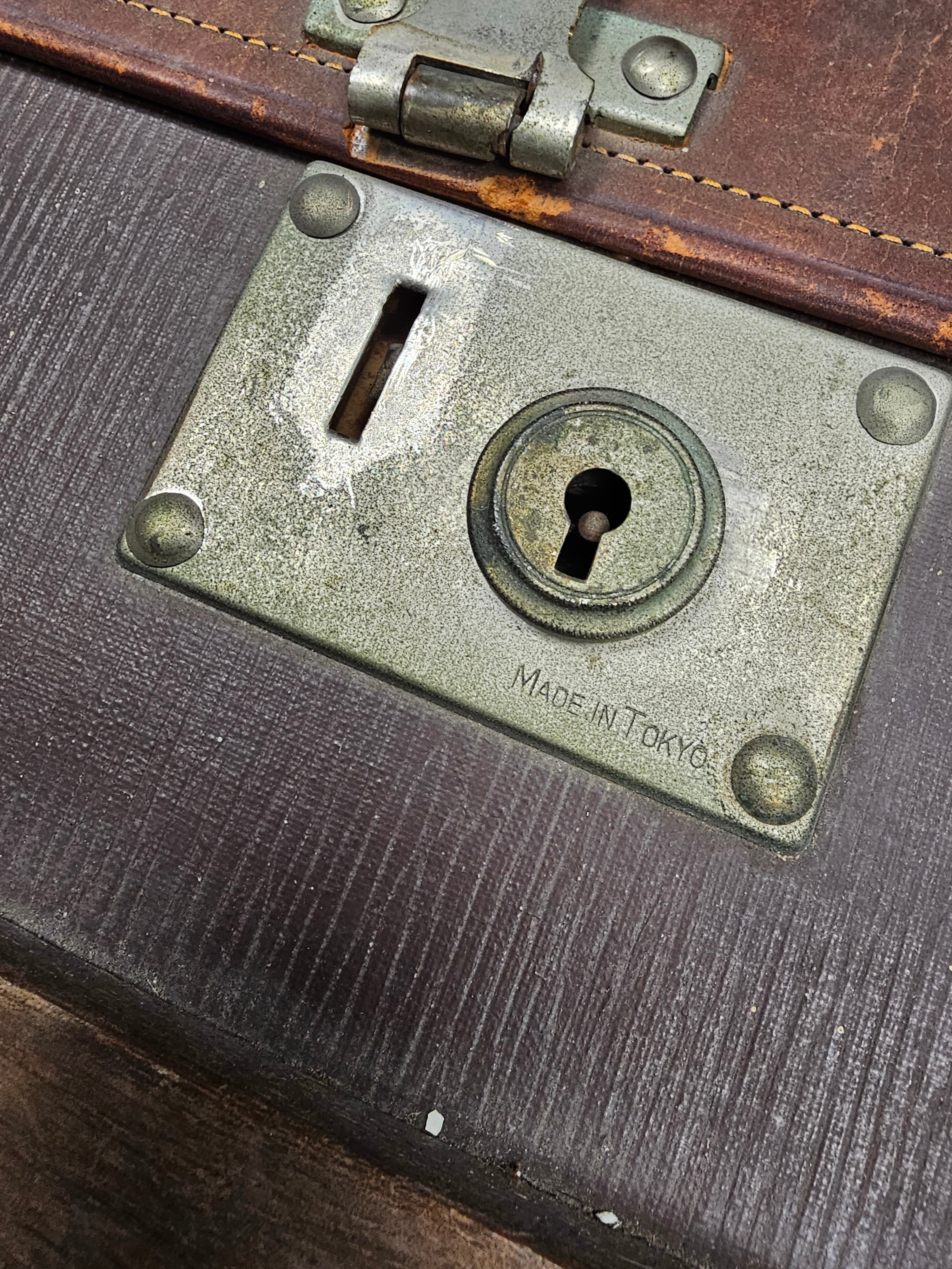 SHOWA-WWII ERA JAPANESE LIEUTENANT COLONEL UNIFORM GROUPING — image 12