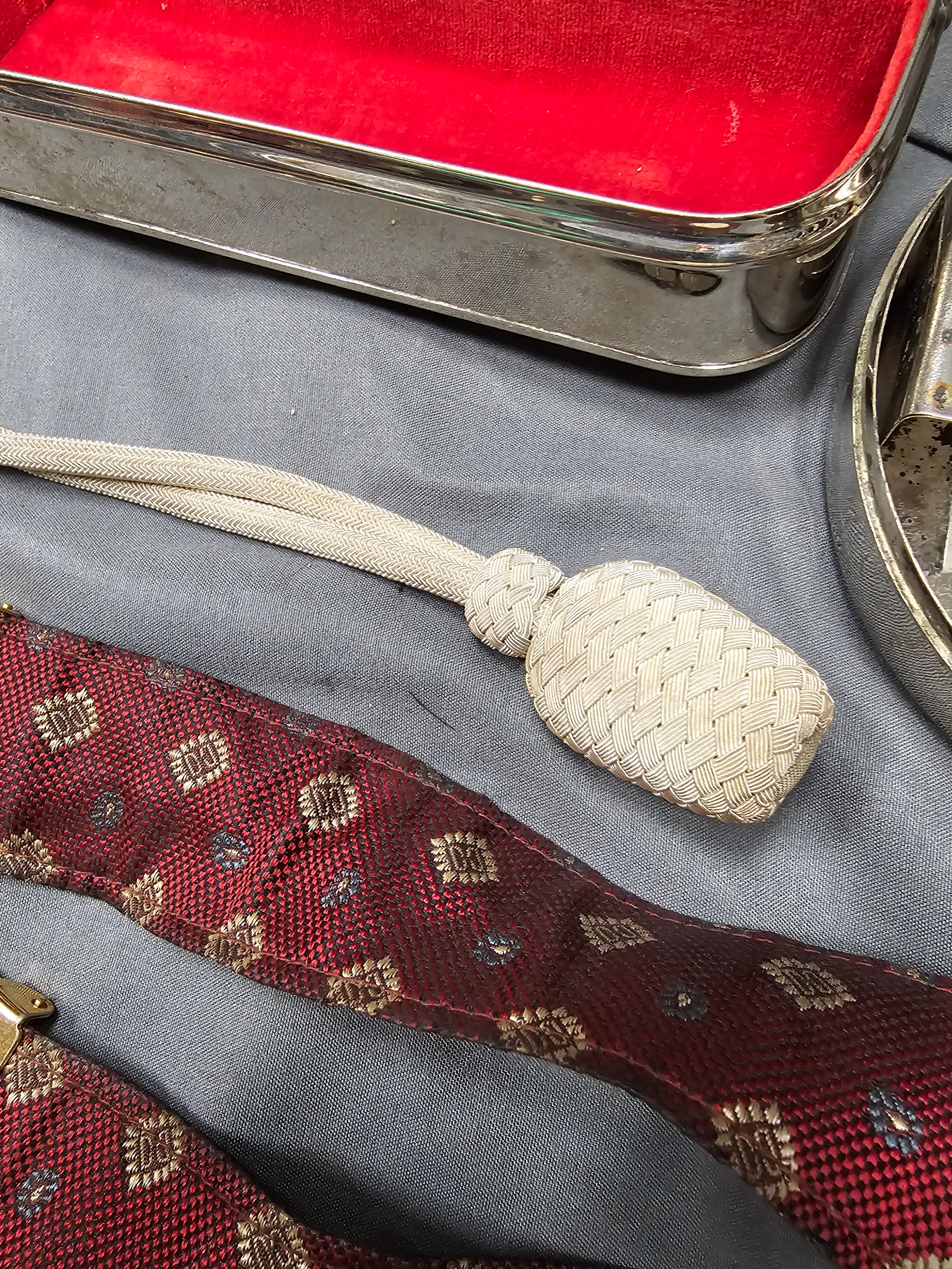 SHOWA-WWII ERA JAPANESE LIEUTENANT COLONEL UNIFORM GROUPING — image 15