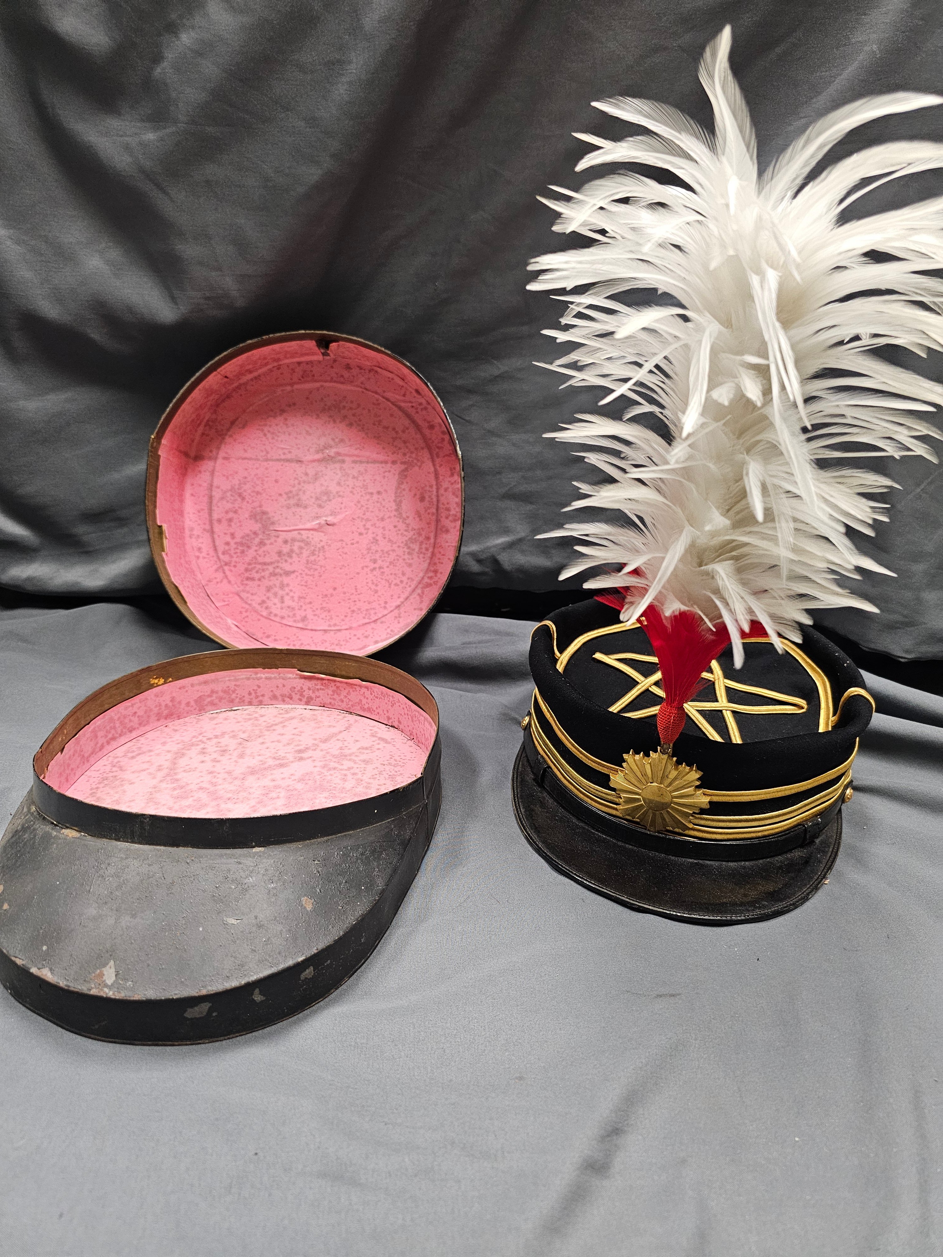 SHOWA-WWII ERA JAPANESE LIEUTENANT COLONEL UNIFORM GROUPING — image 2