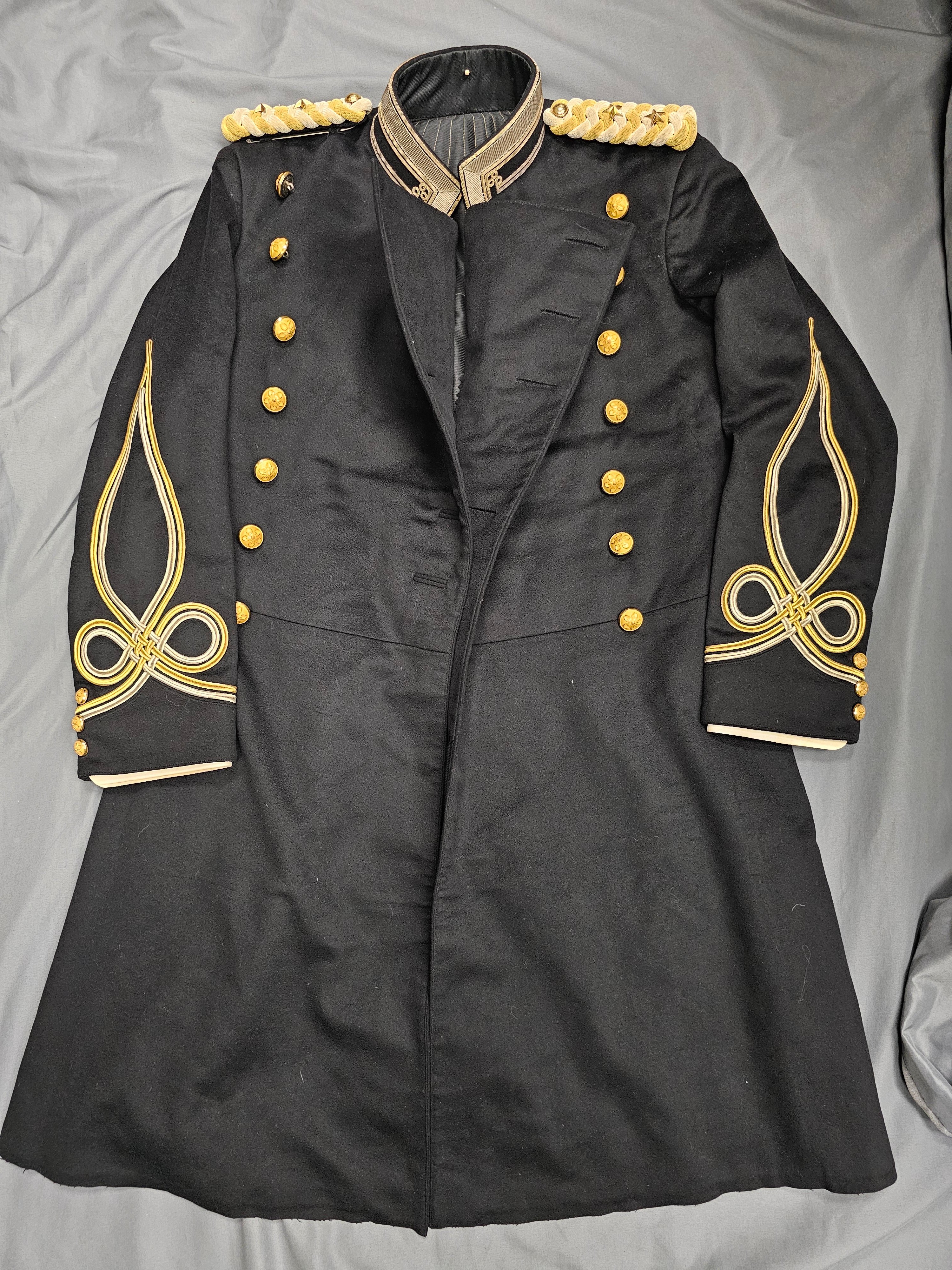 SHOWA-WWII ERA JAPANESE LIEUTENANT COLONEL UNIFORM GROUPING — image 6