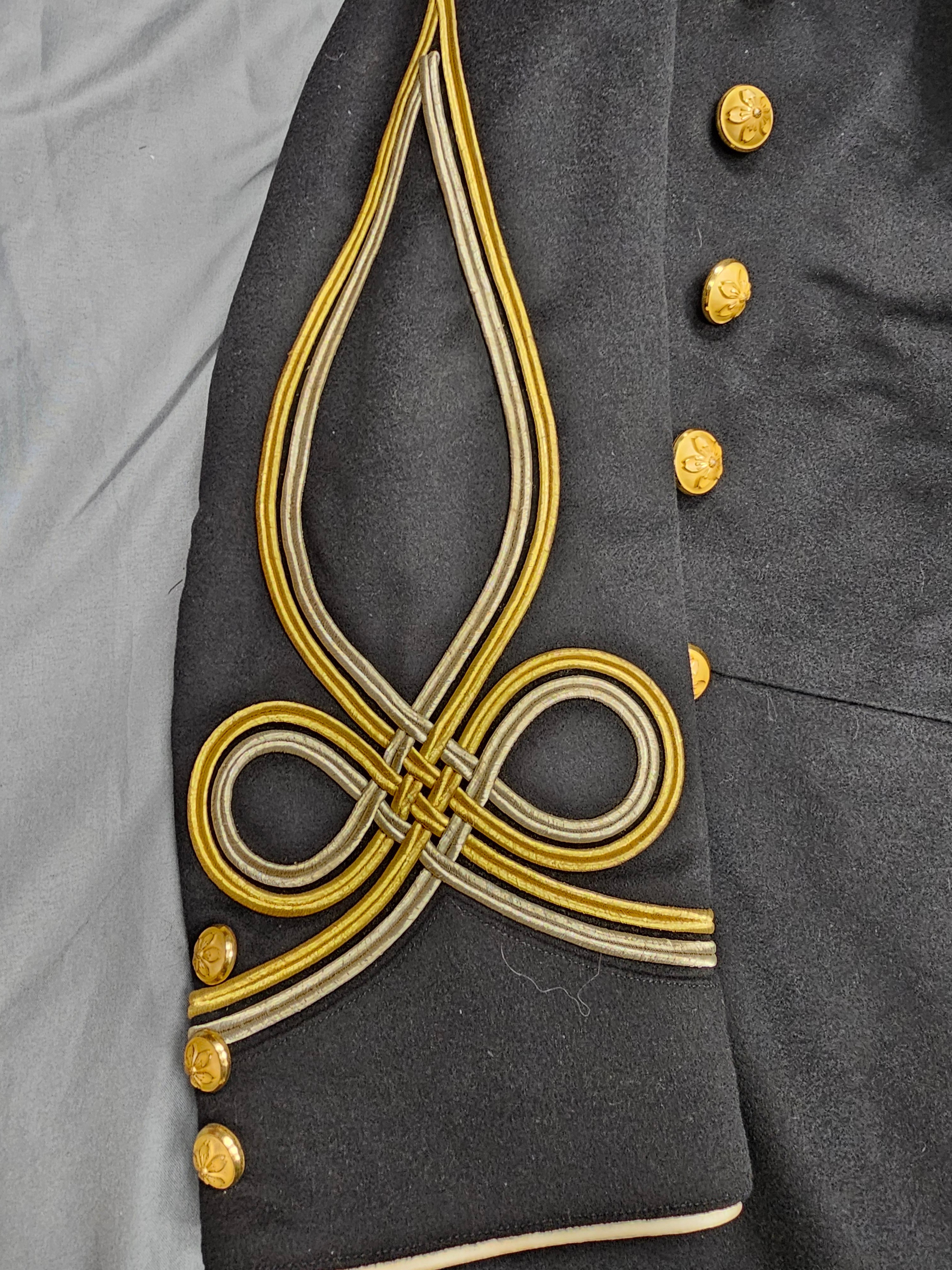 SHOWA-WWII ERA JAPANESE LIEUTENANT COLONEL UNIFORM GROUPING — image 7