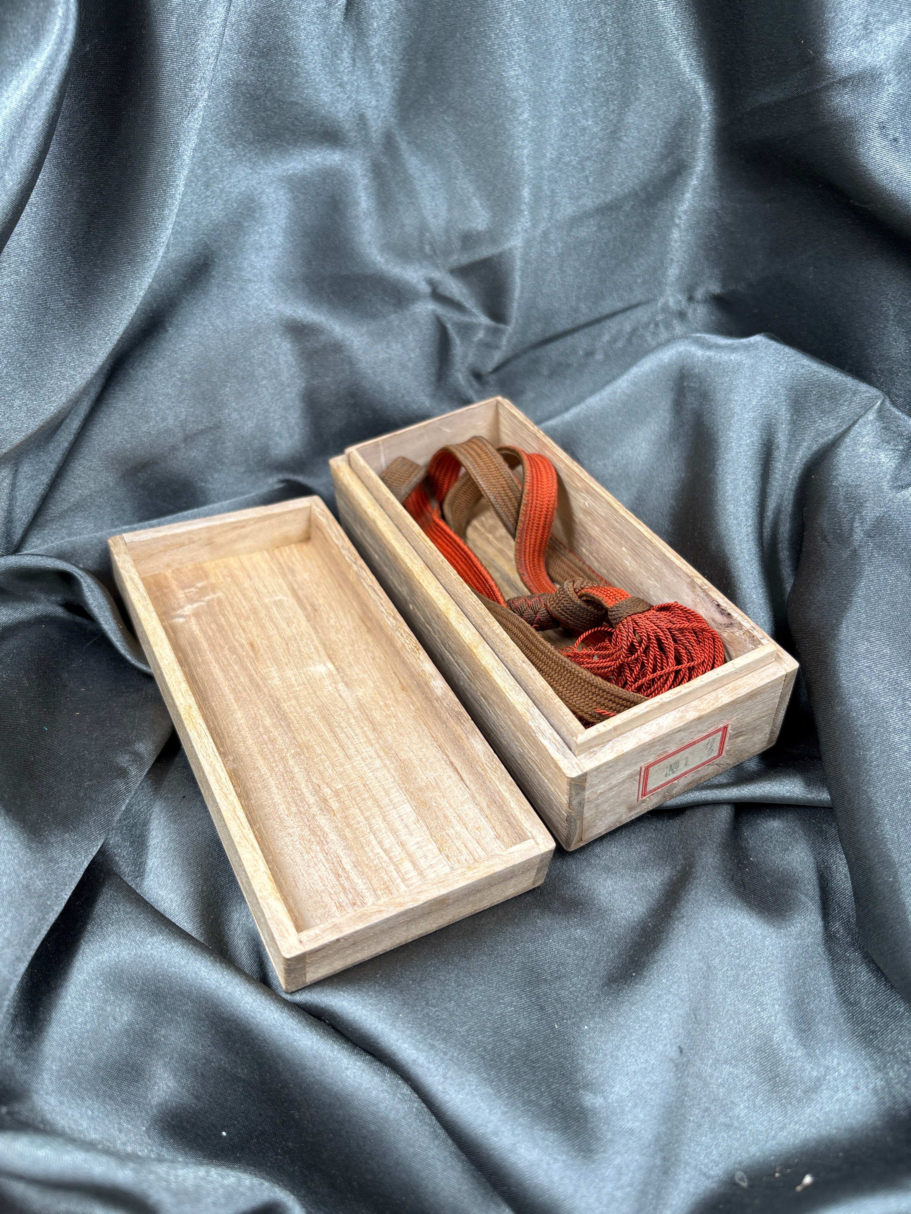 WWII JAPANESE NCO FIELD GRADE KATANA SWORD KNOT — image 4