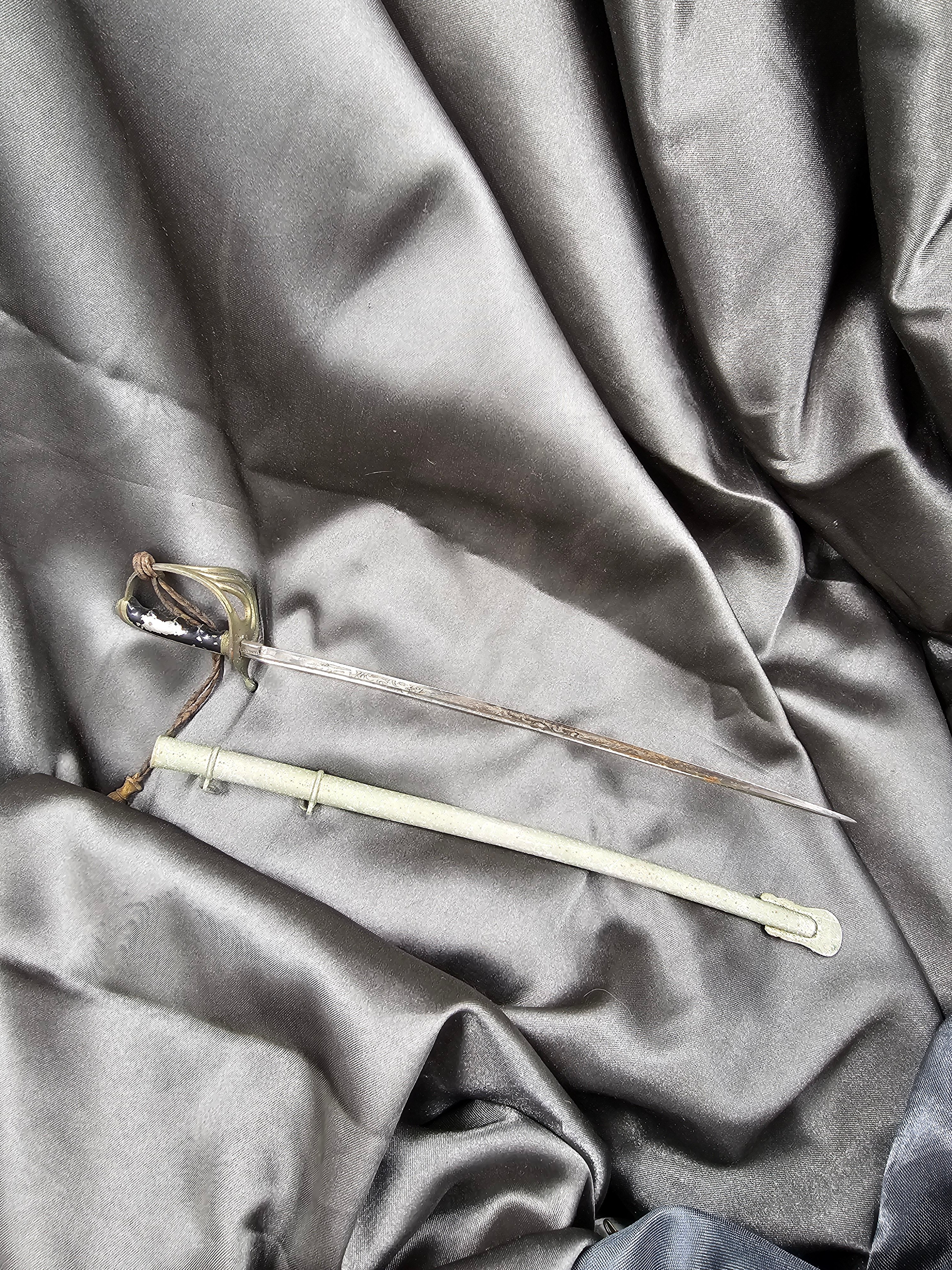 MINI US SWORD LETTER OPENER — image 3