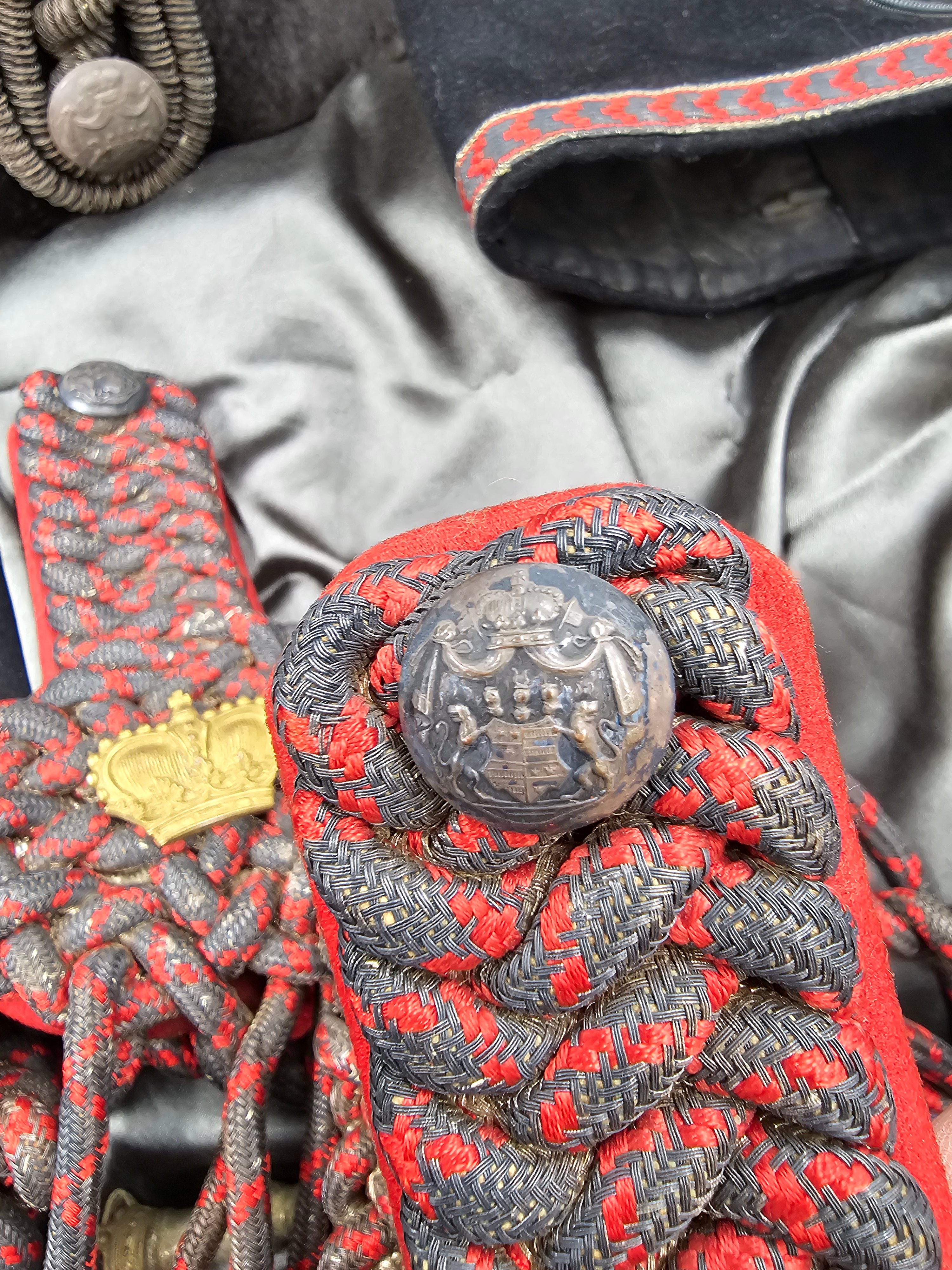 1800'S IMPERIAL NAVY HIGH RANKING OFFICER BICORN, SHOULDER BOARDS & BRASSARDS — image 2