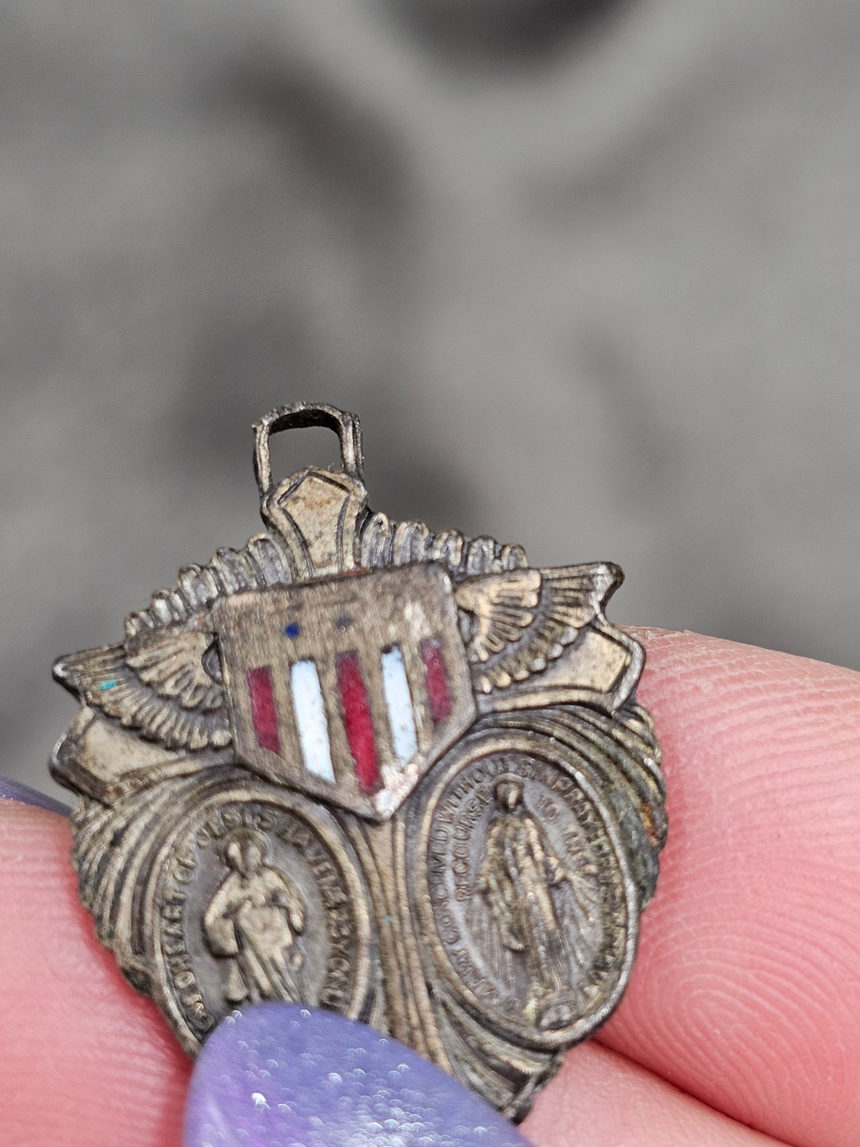 WWII US AIR CORPS AVIATOR RELIGIOUS MEDAL — image 3