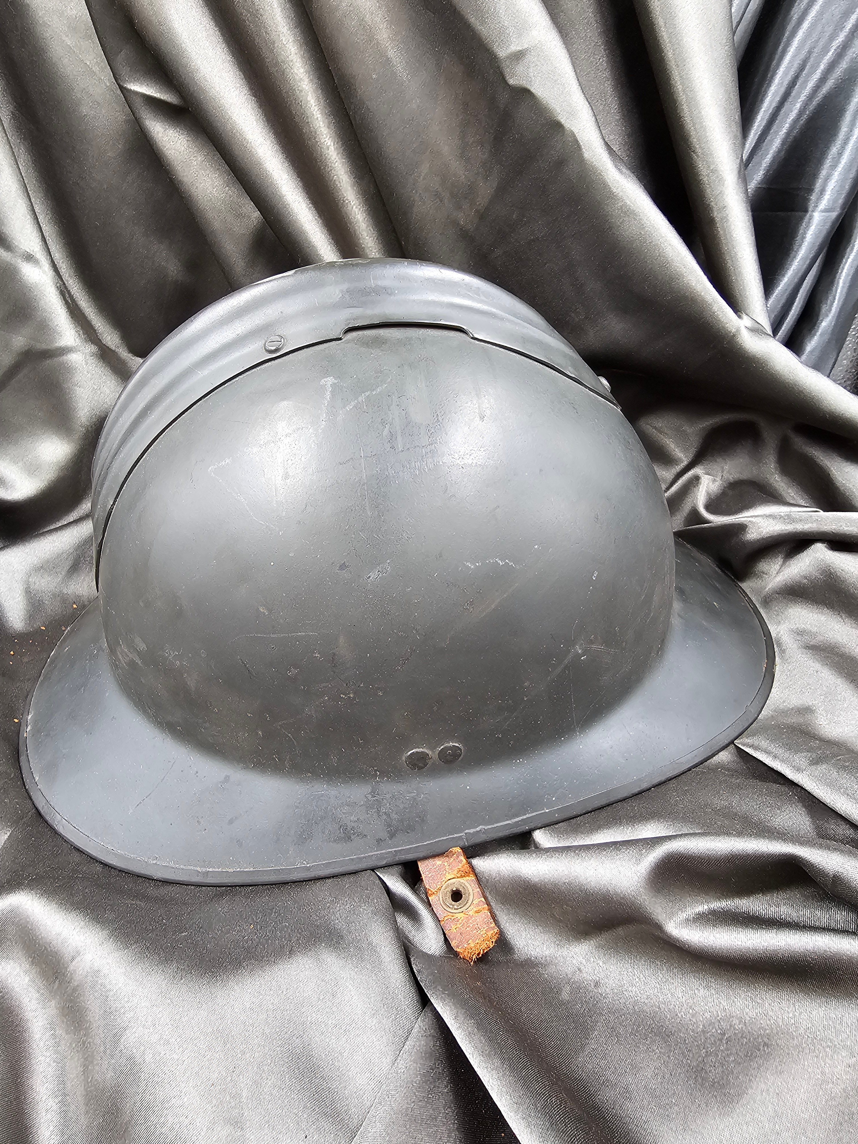 WWII M26 FRENCH ADRIAN HELMET — image 4