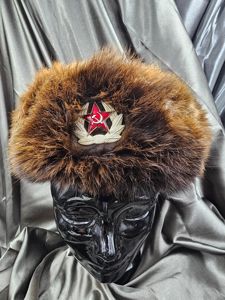 FALL OF BERLIN WALL ERA SENIOR ARMY OFFICER FUR USHANKA