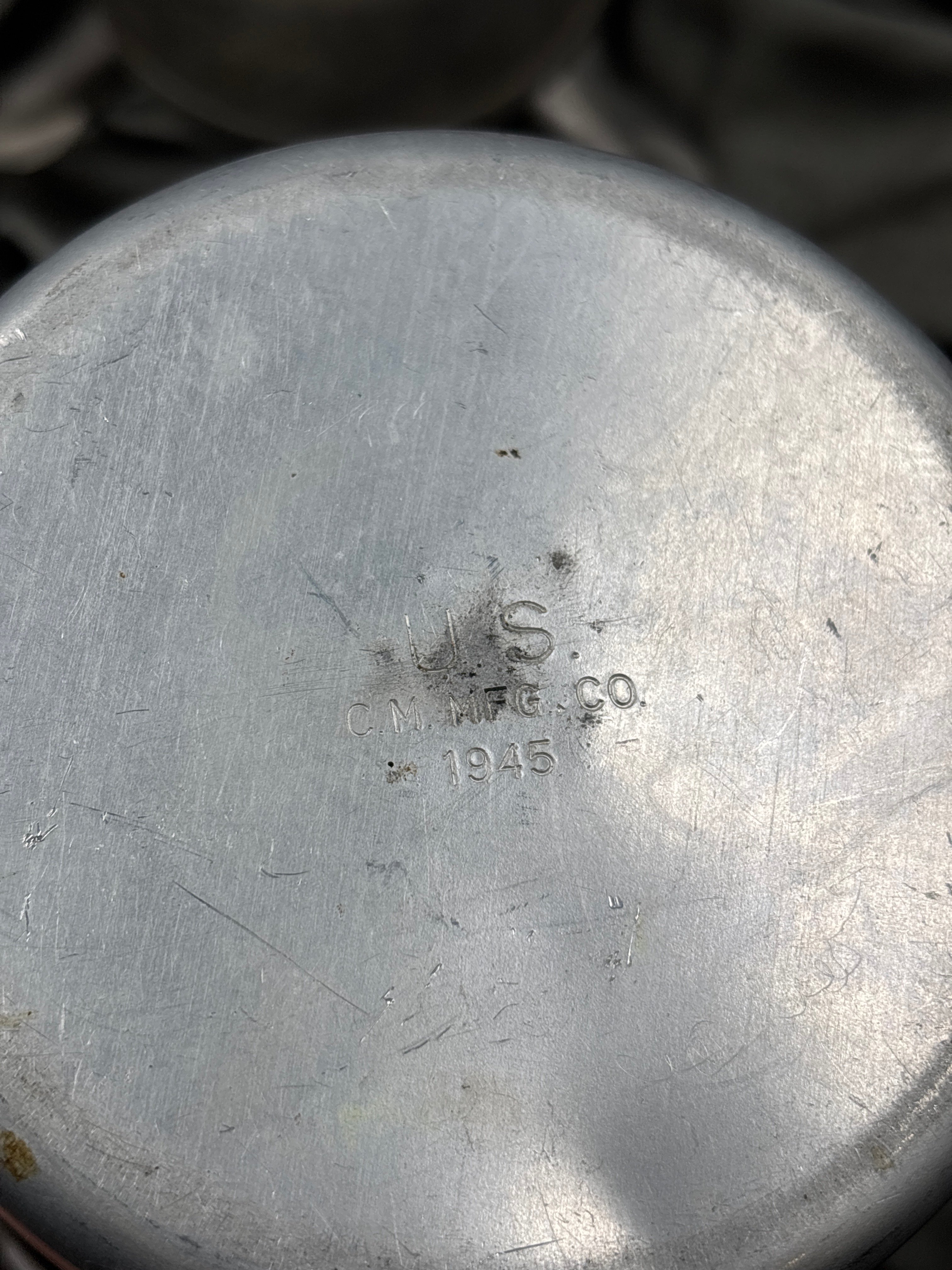 WWII US FIELD STOVE WITH SPARE PARTS — image 5