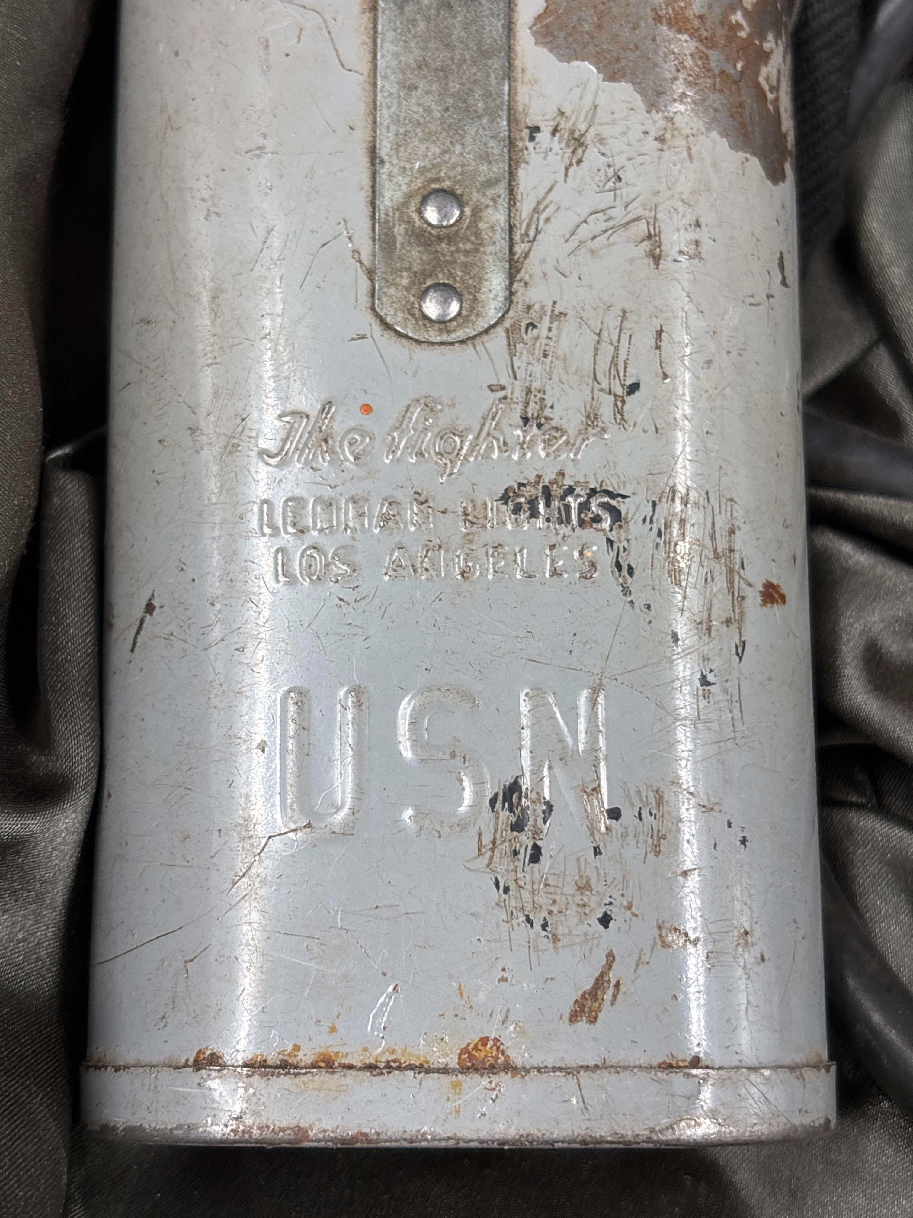 WWII US NAVY HELMET LAMP — image 6