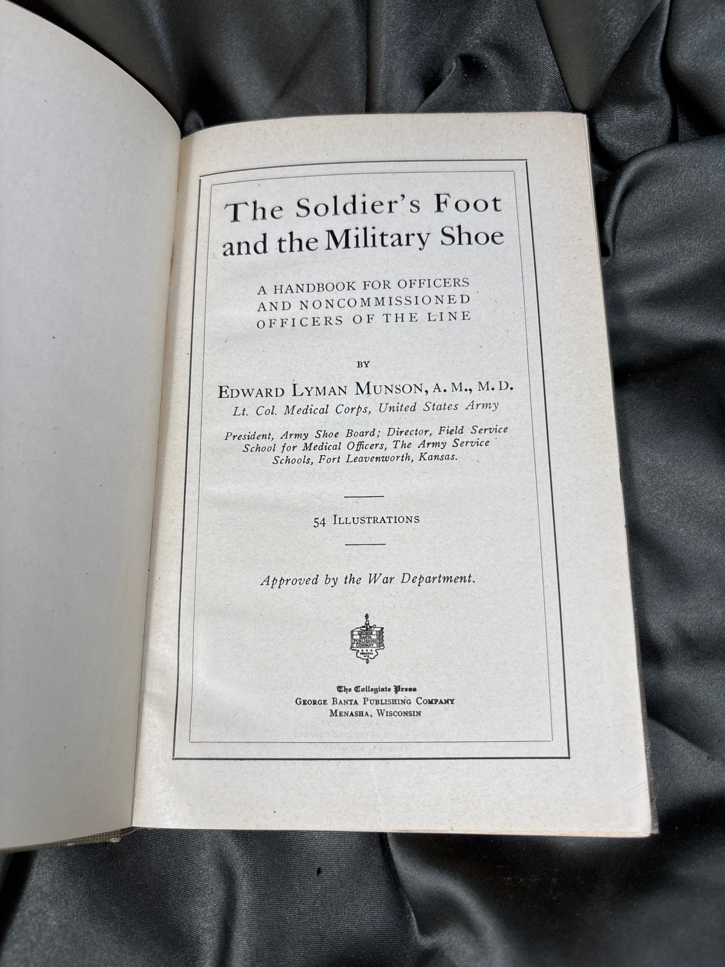 WWI ERA THE SOLDIERS FOOT AND THE MILITARY SHOE — image 2