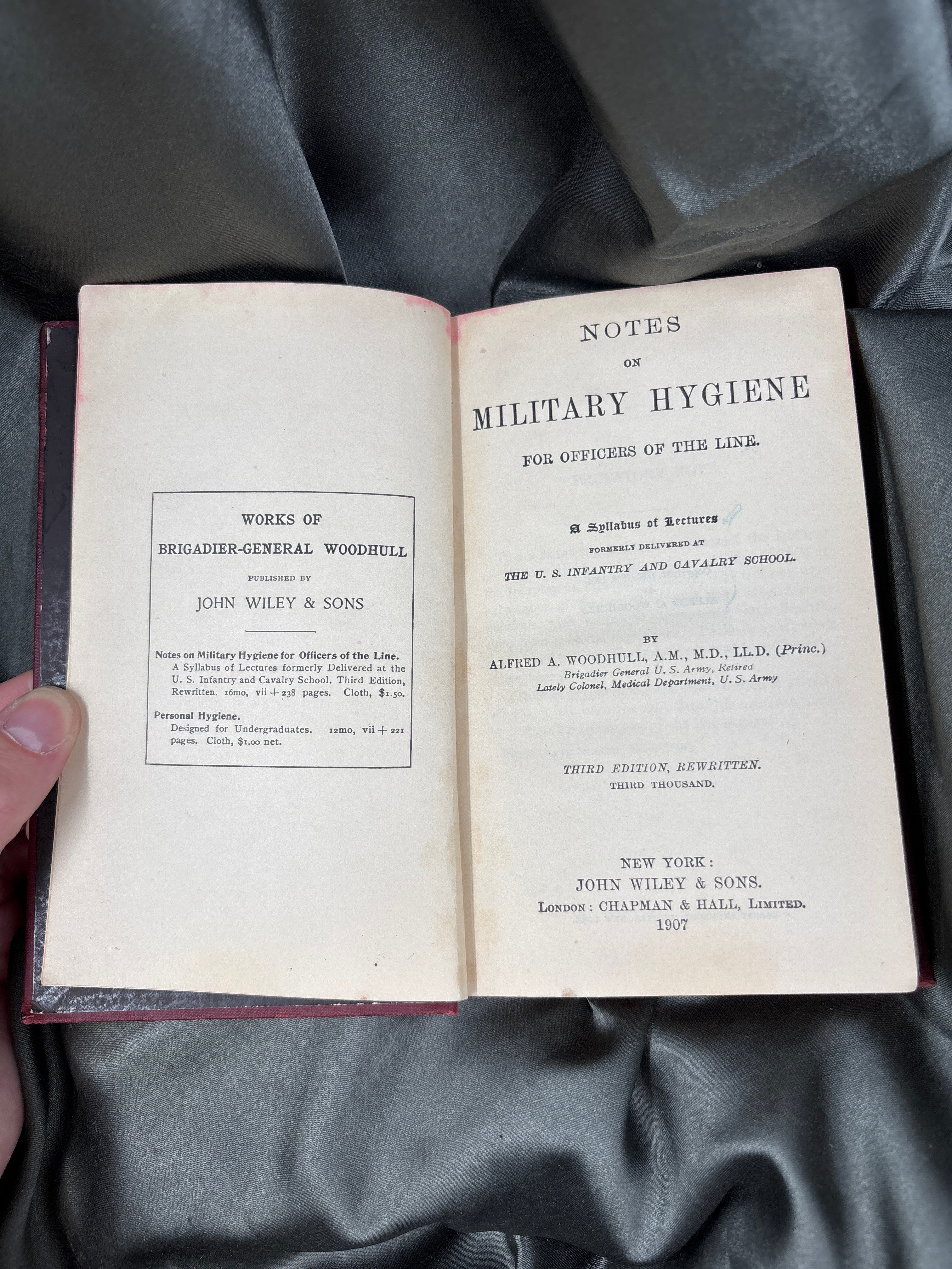 WWI ERA OFFICERS MILITARY HYGIENE BOOK — image 3