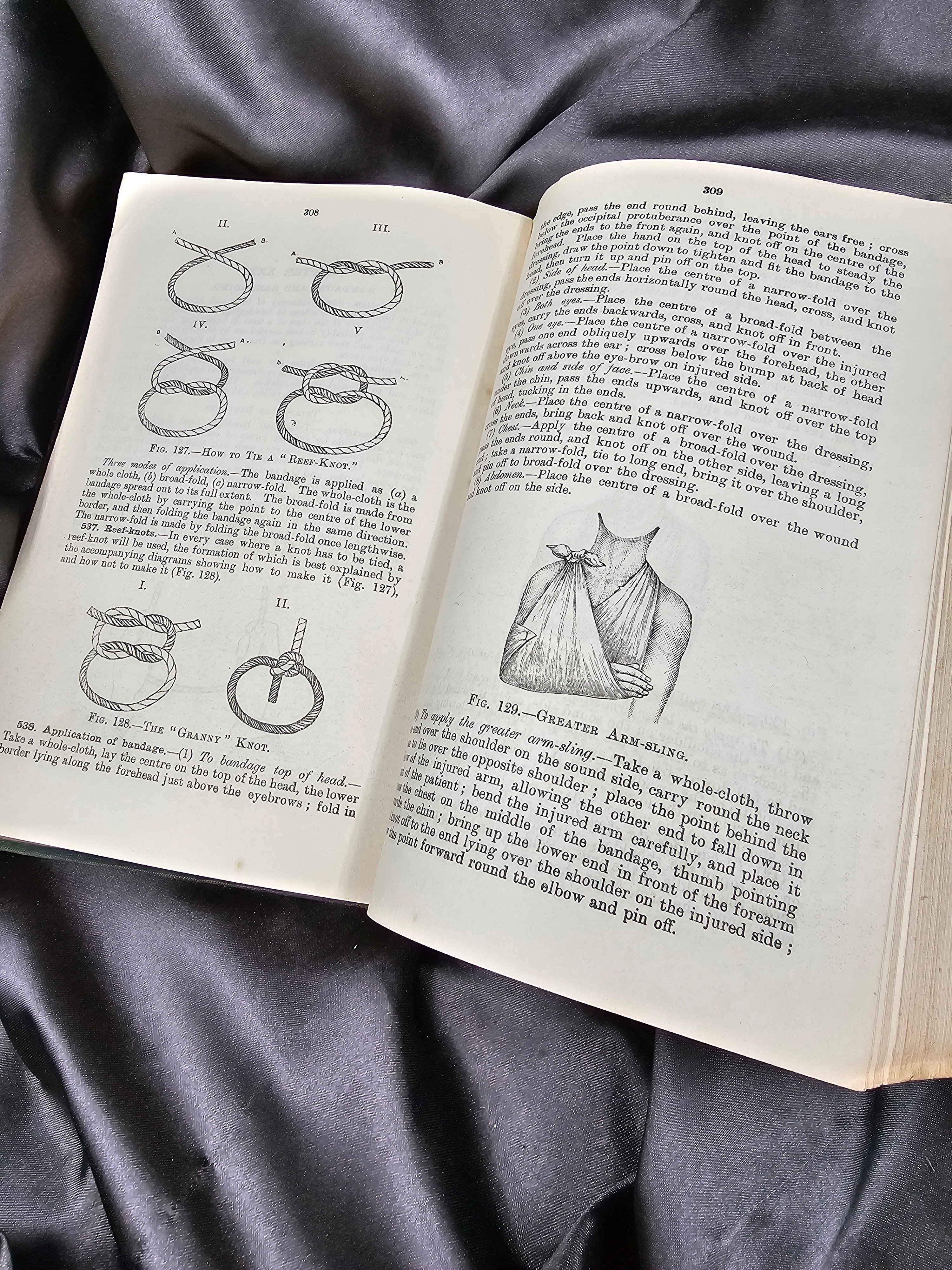 WWI ERA BRITISH ROYAL ARMY MEDICAL TRAINING HANDBOOK — image 8