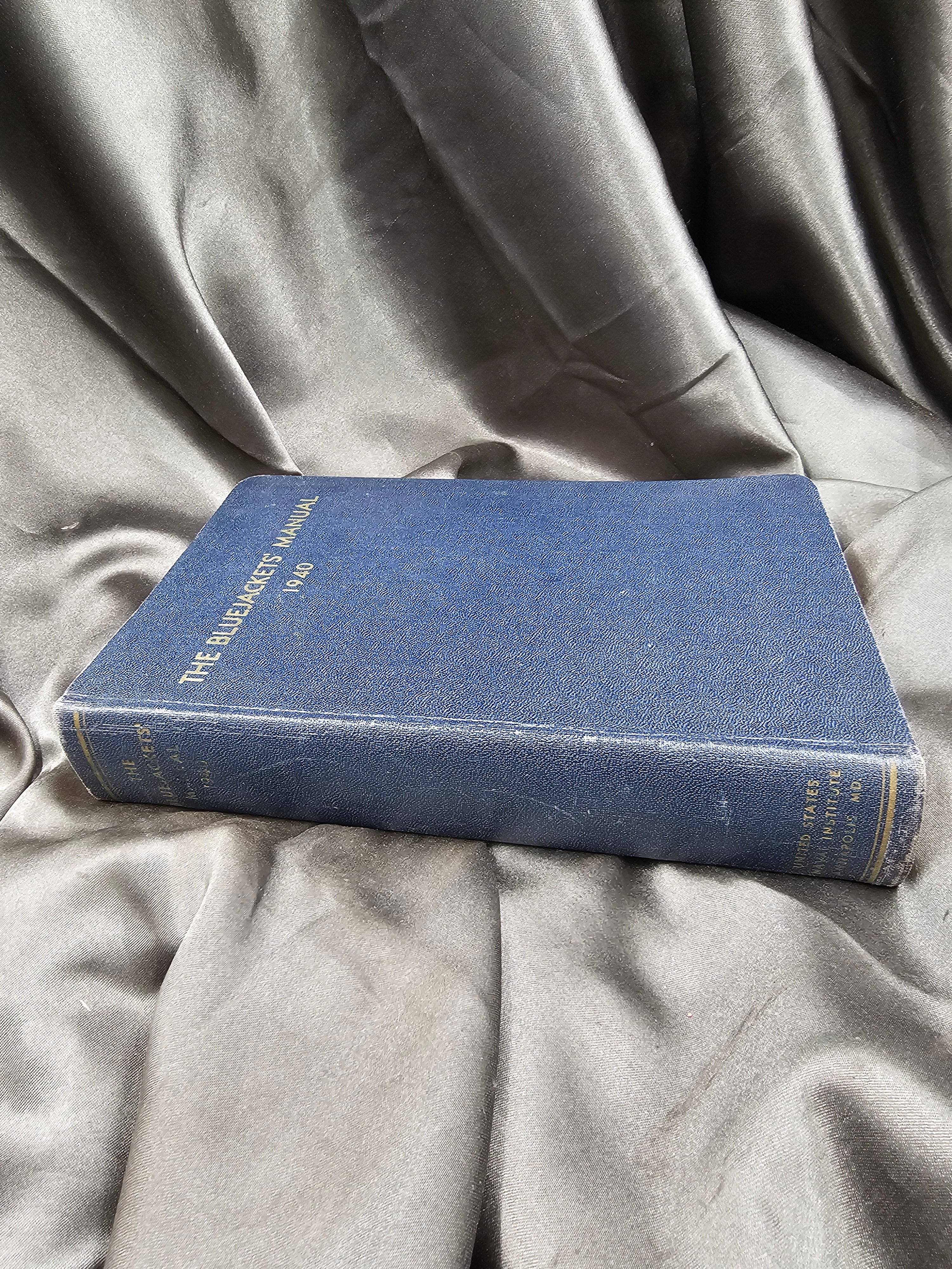 WWII ERA 1940 EDITION NAVY BLUEJACKET MANUAL — image 8