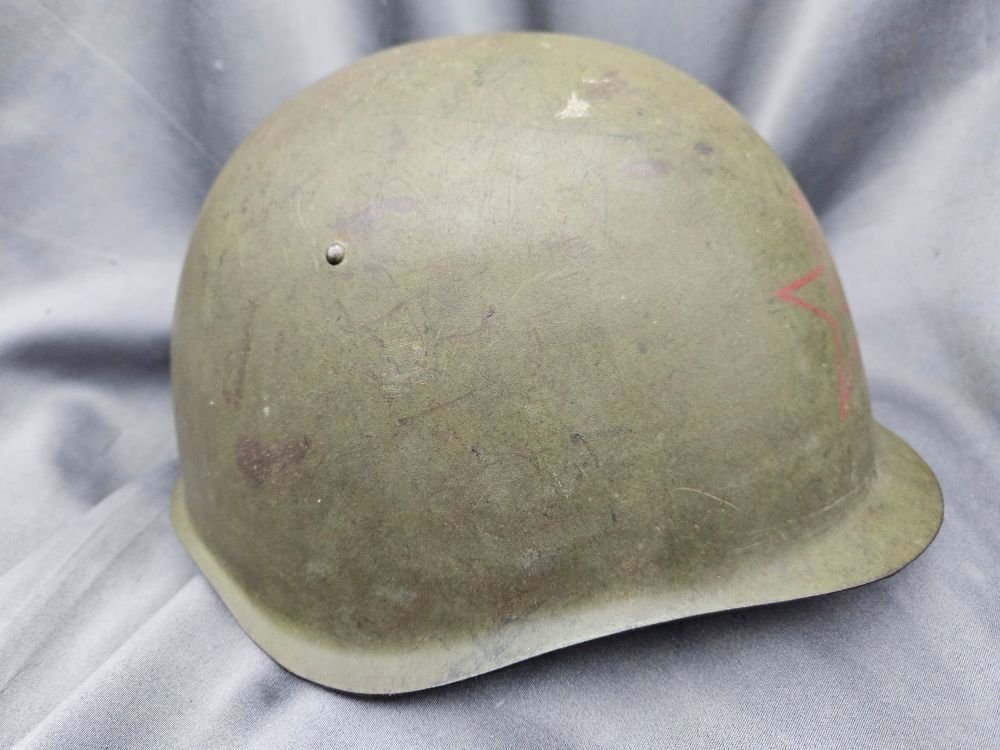 WWII Russian Soviet SSh-39 Steel combat Helmet. — image 5