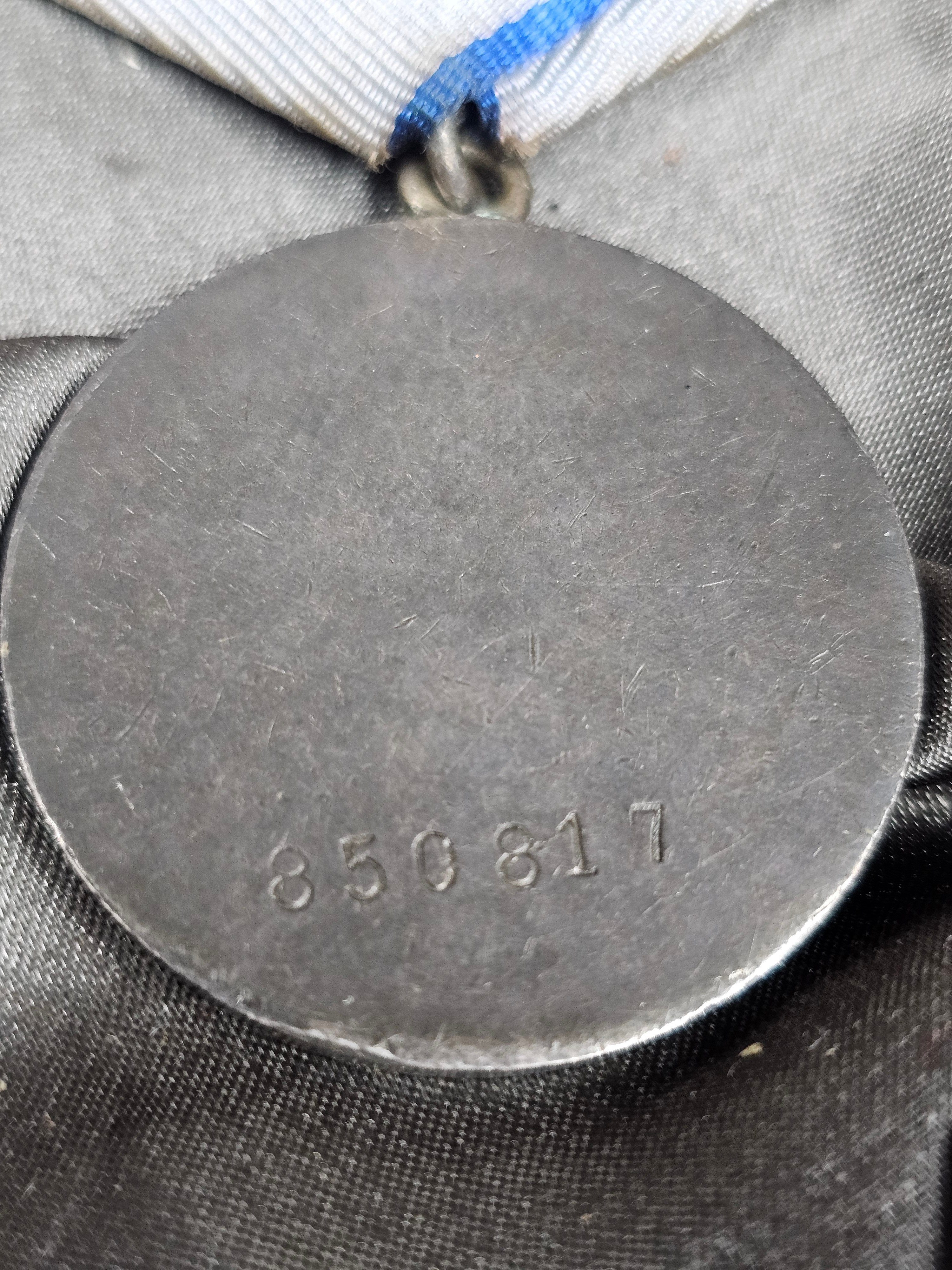 WWII ERA 1944 SOVIET MEDAL OF COURAGE WITH REPLACED RIBBON RACK — image 3