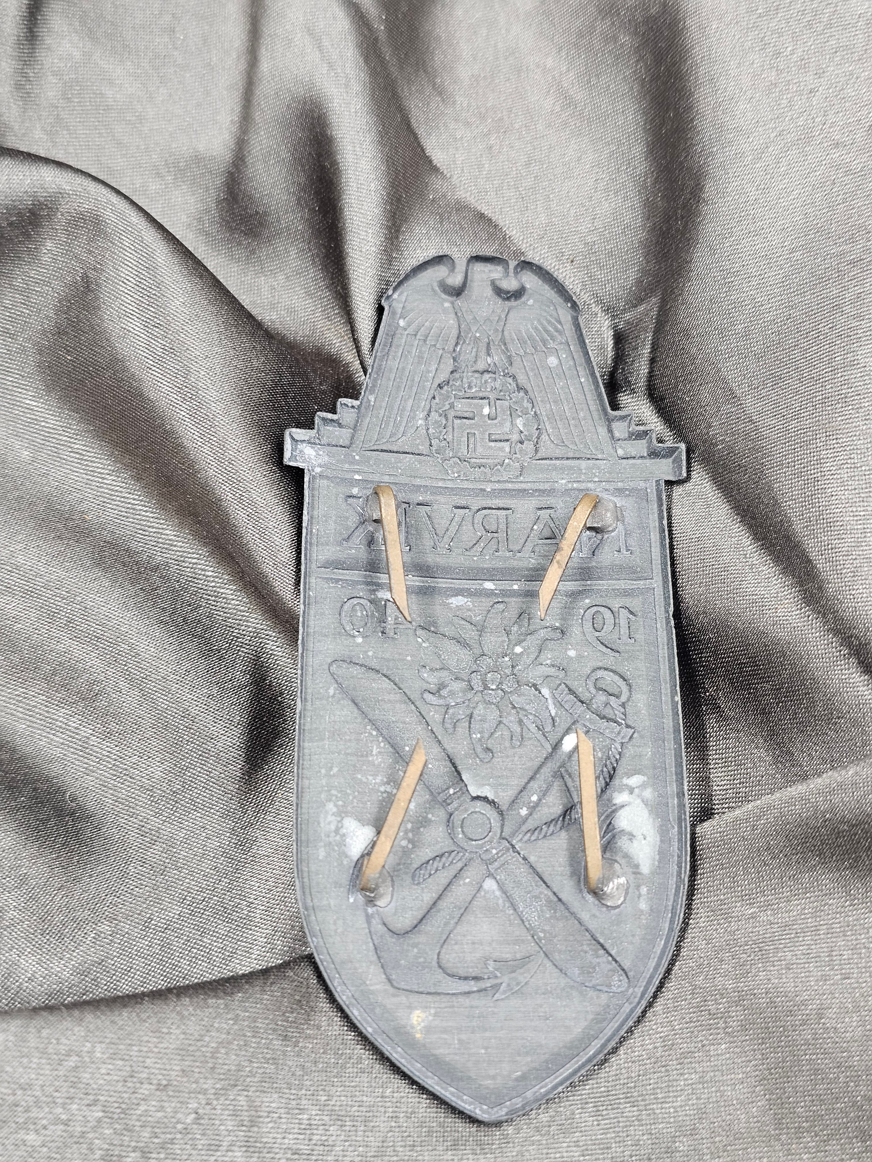 WWII GERMAN NARVIK SHIELD BY DEUMER — image 3