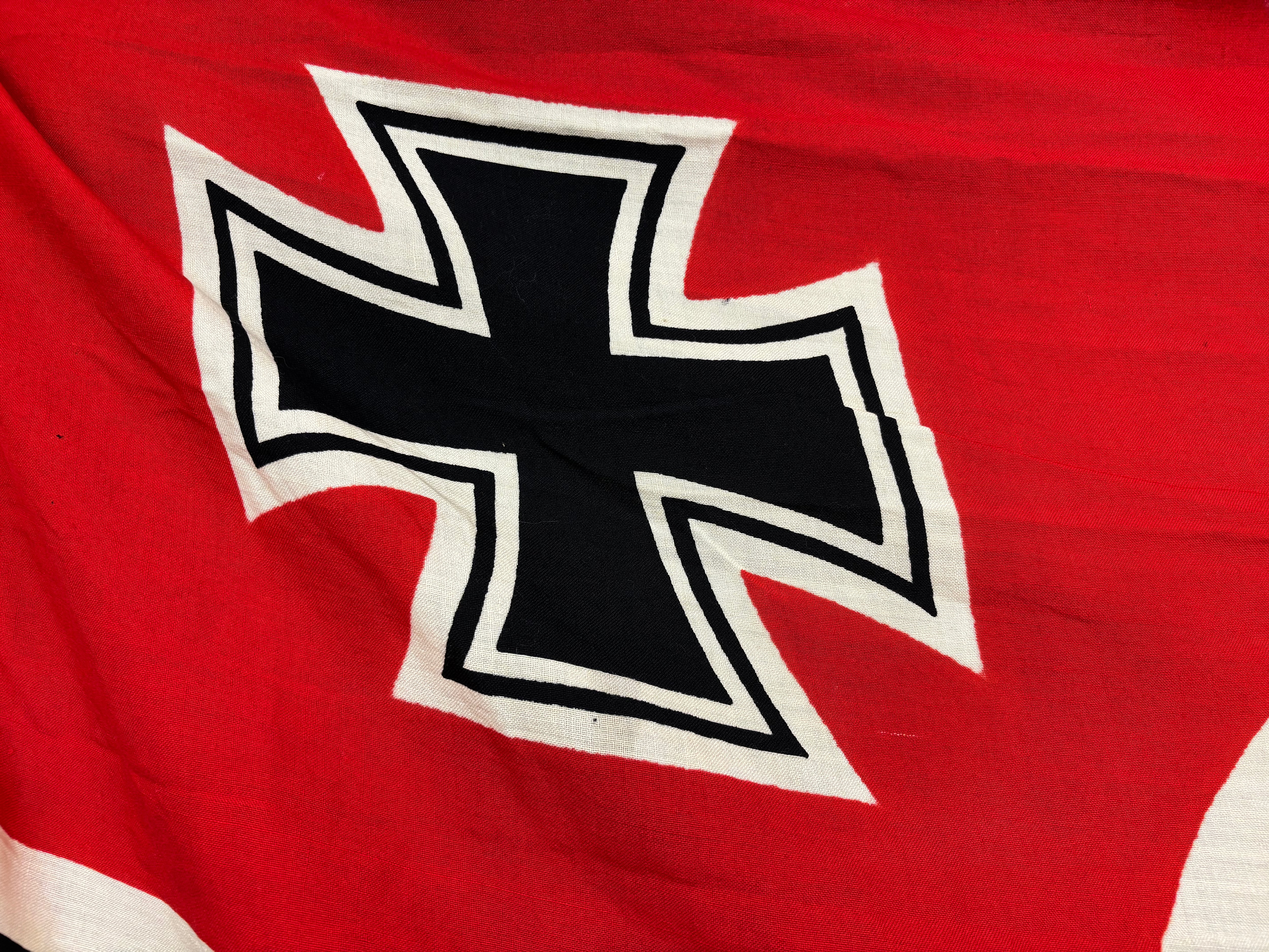 WWII GERMAN KRIEGS FLAG — image 8