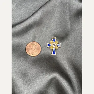 WWII GERMAN MINI MOTHER'S CROSS IN GOLD