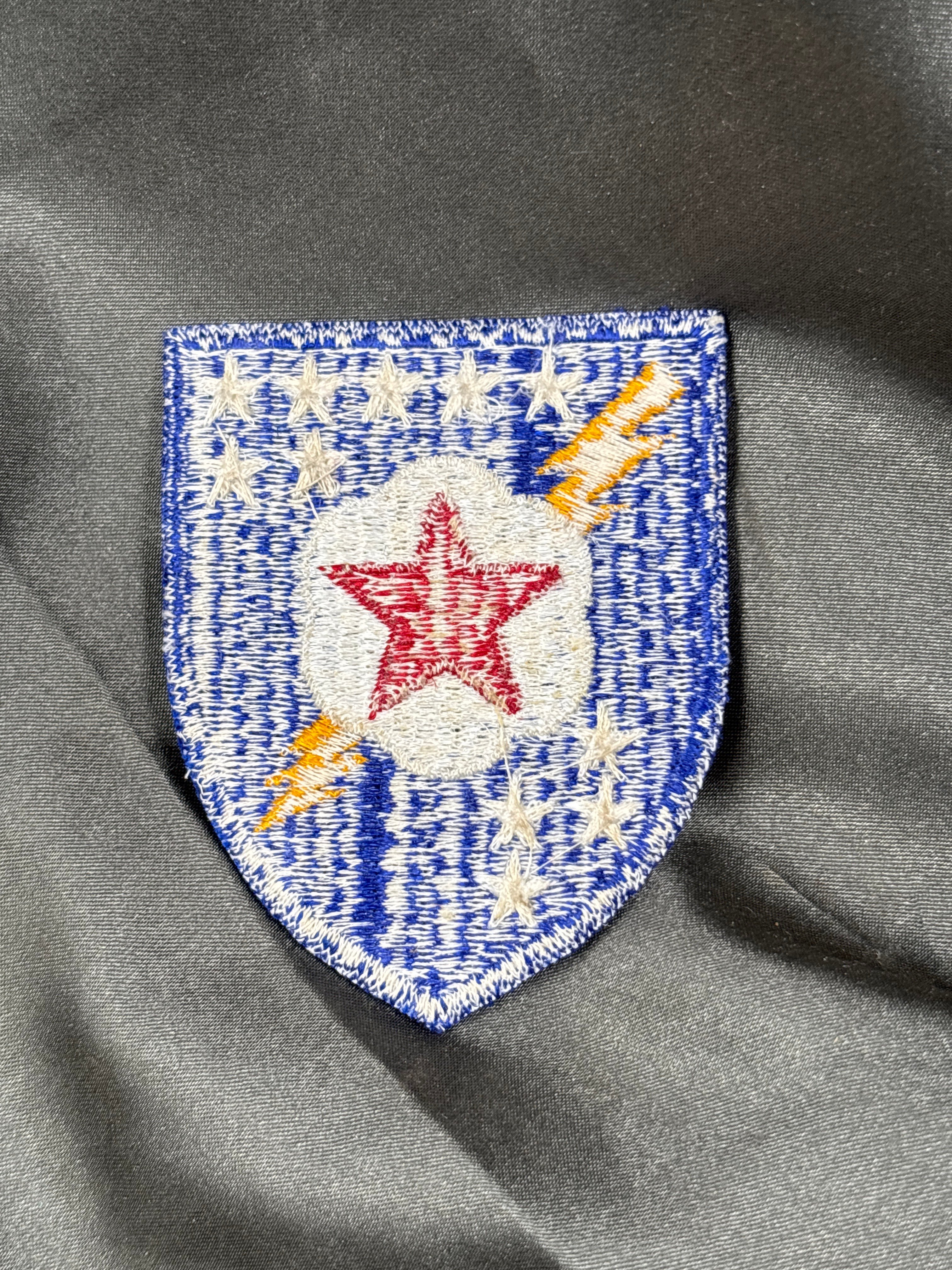 WWII 4025th SIGNAL CORPS PATCH — image 2