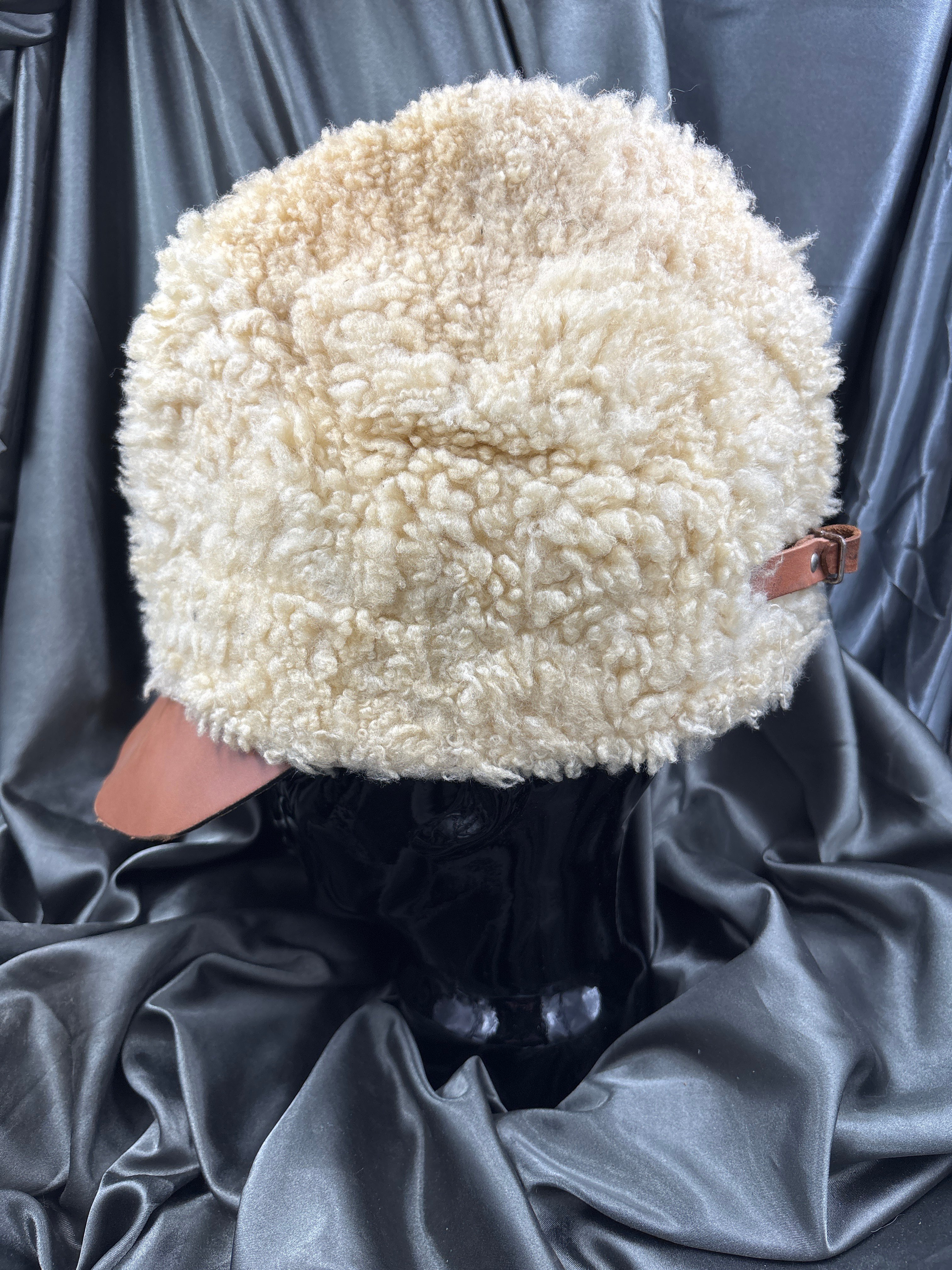 1926 DATED SWEDISH ARMY WINTER CAP SIZE 63 — image 2