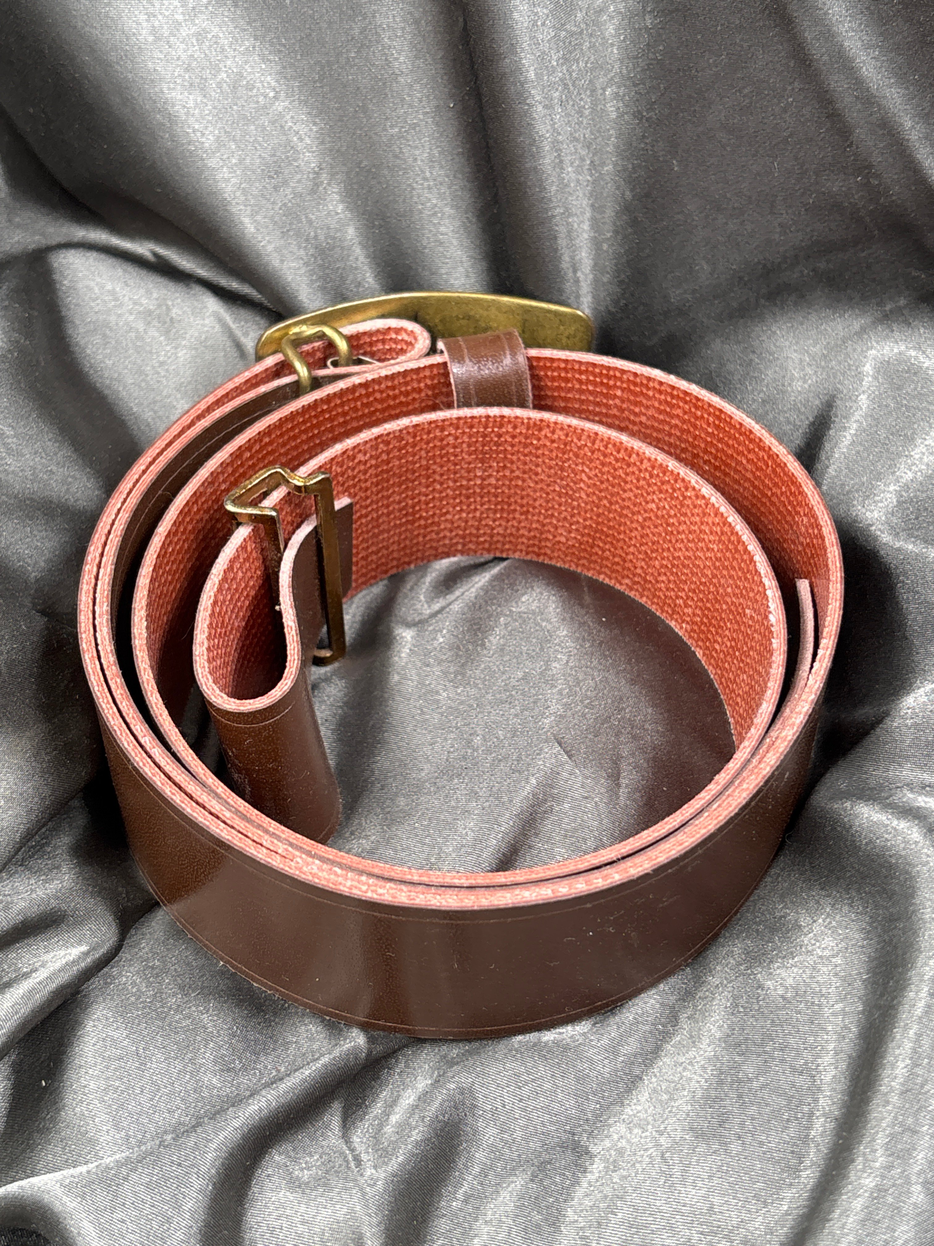 COLD WAR SOVIET BELT & BUCKLE — image 2