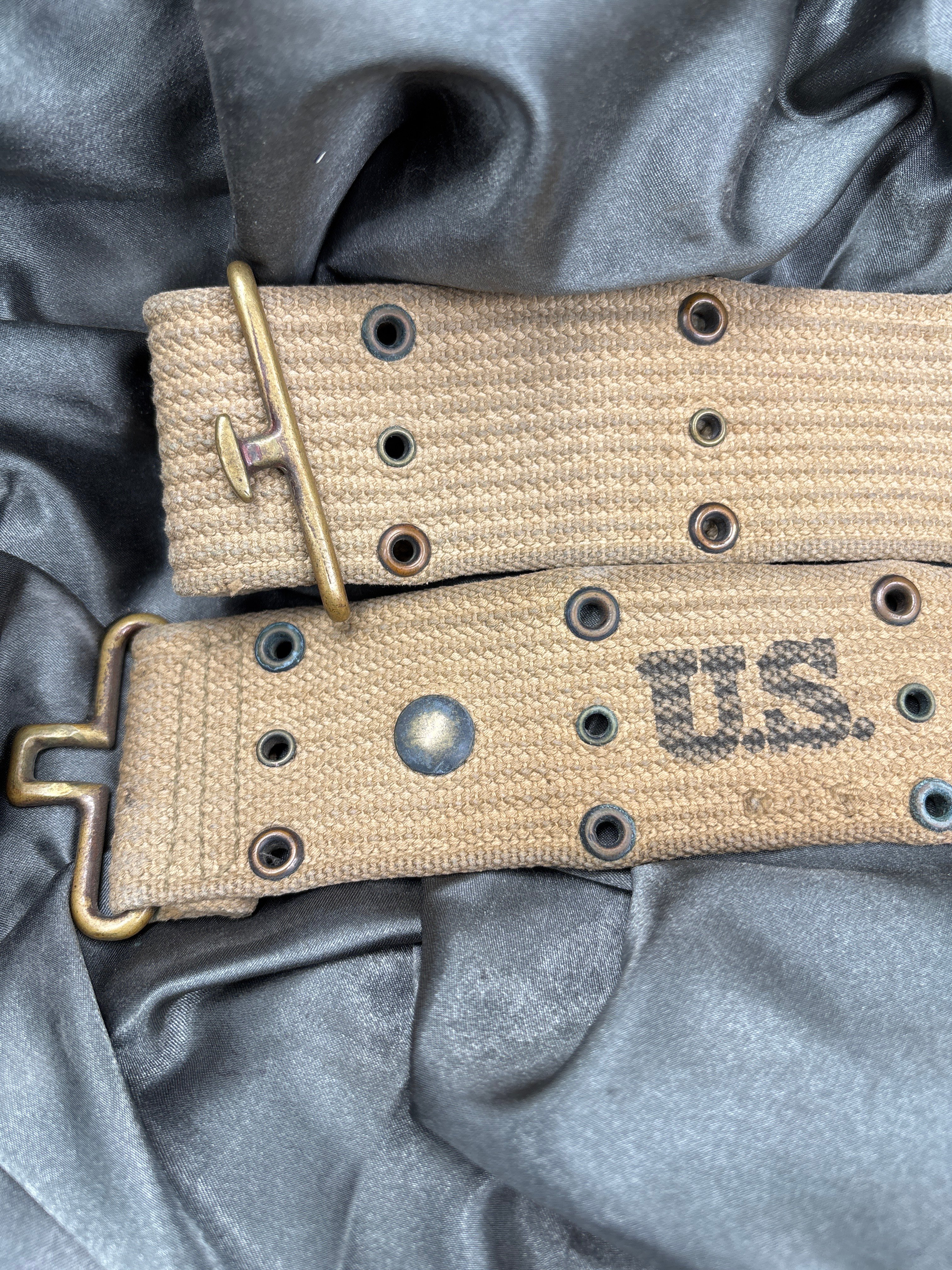 WWII 1941 DATED US PISTOL BELT — image 2