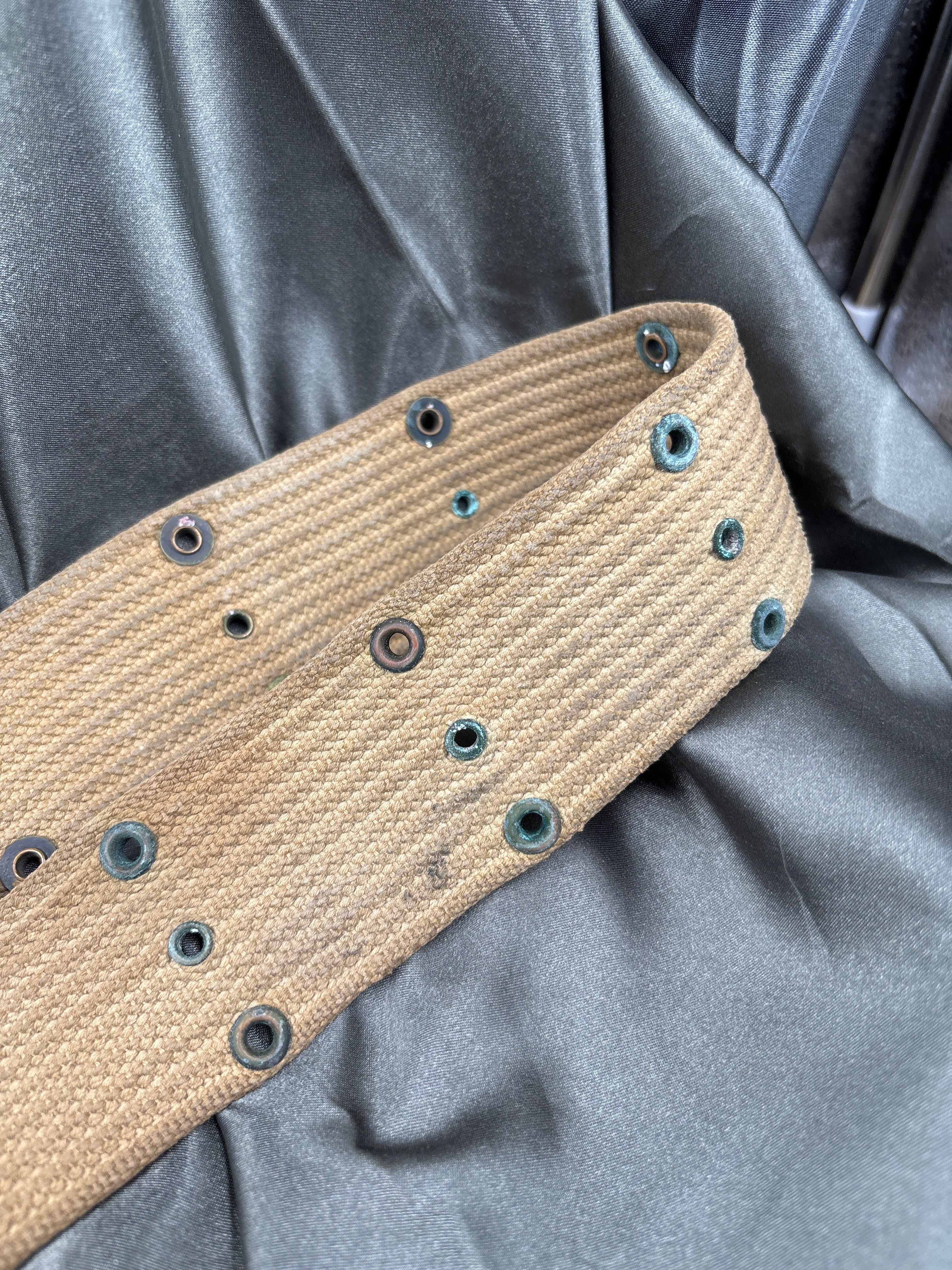 WWII 1941 DATED US PISTOL BELT — image 3