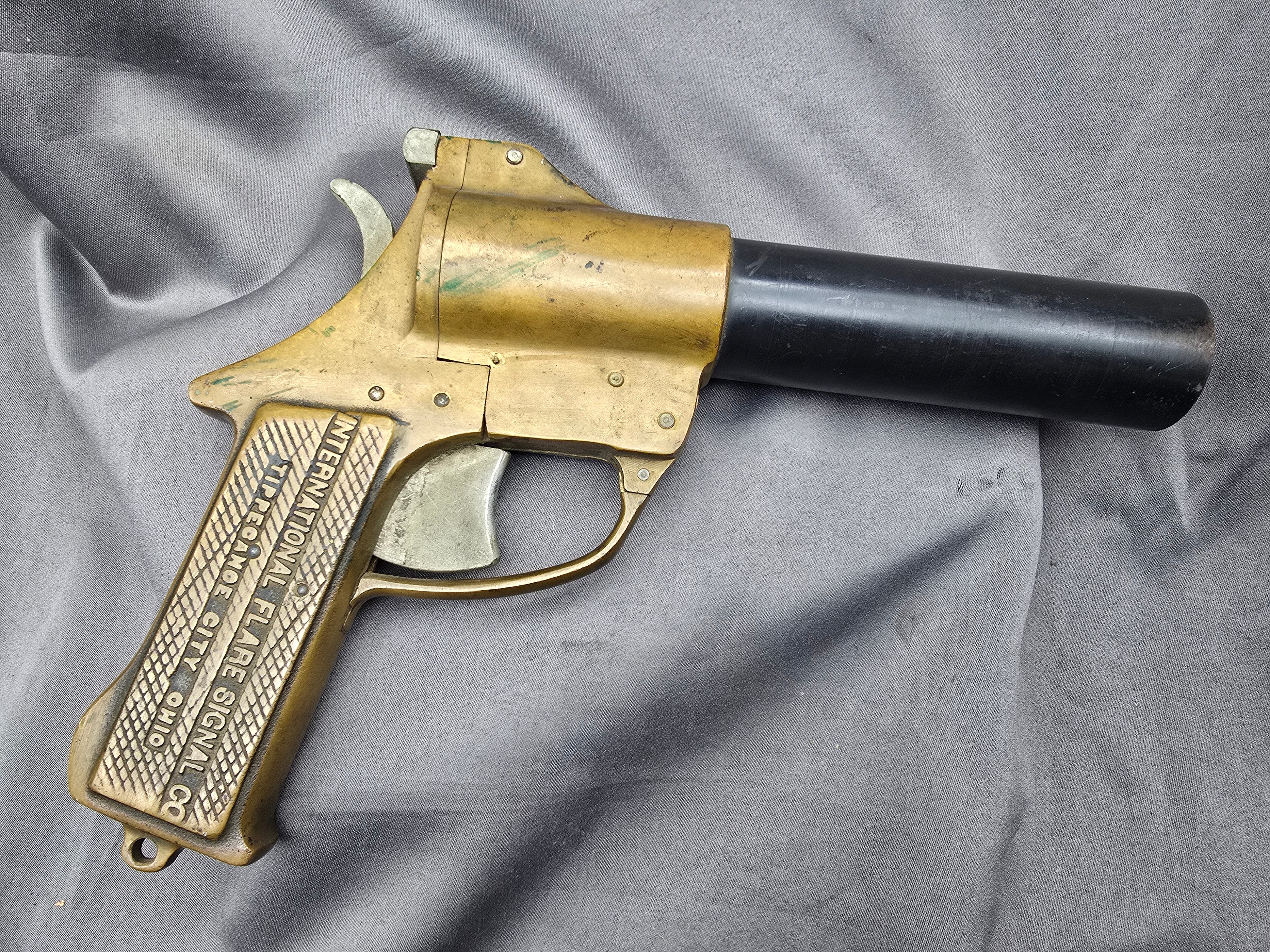 WWII US Navy Flare Gun — image 2