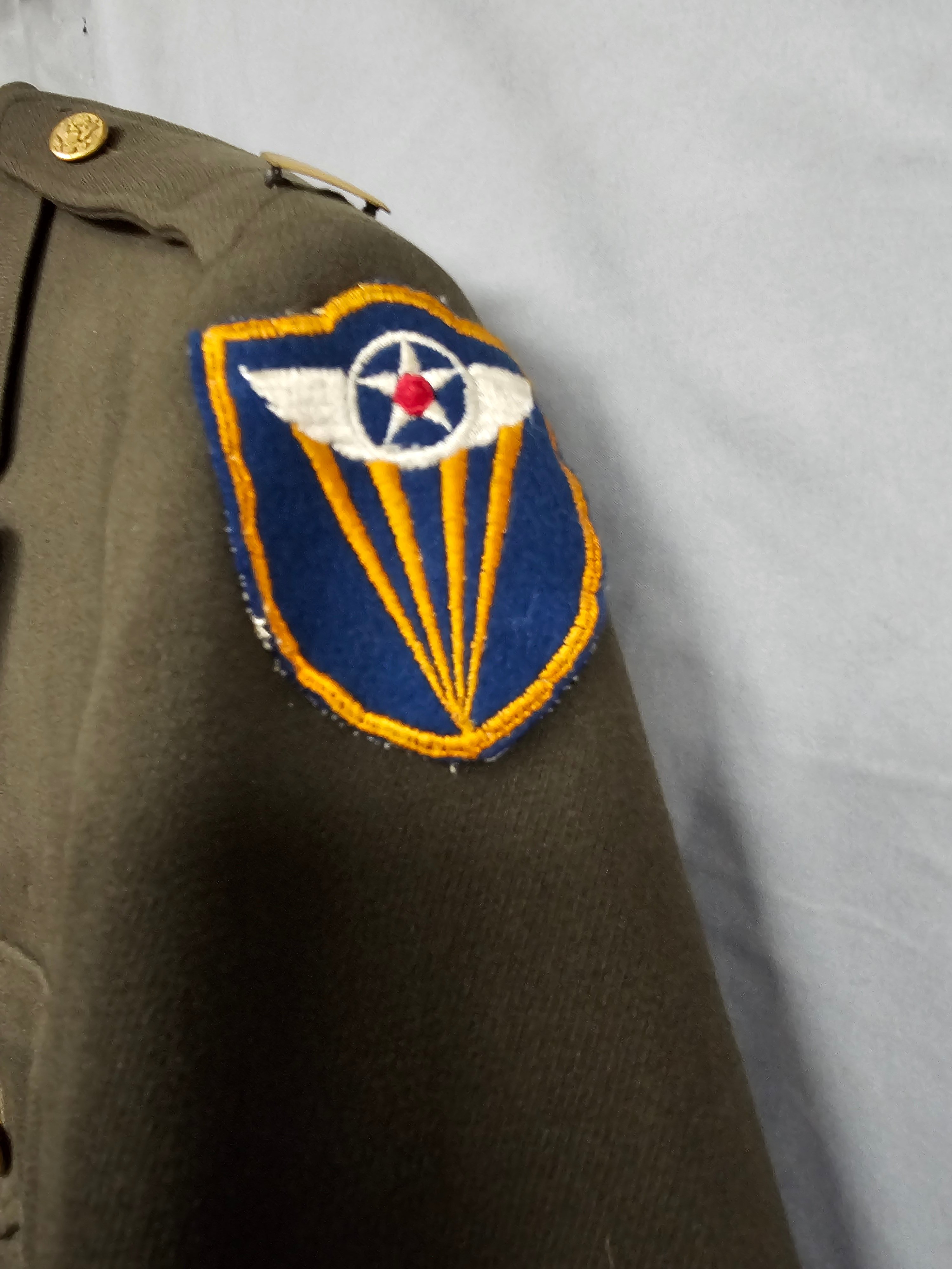 WWII US 4th AIR CORPS OFFICER CLASS A JACKET SIZE 38 — image 2